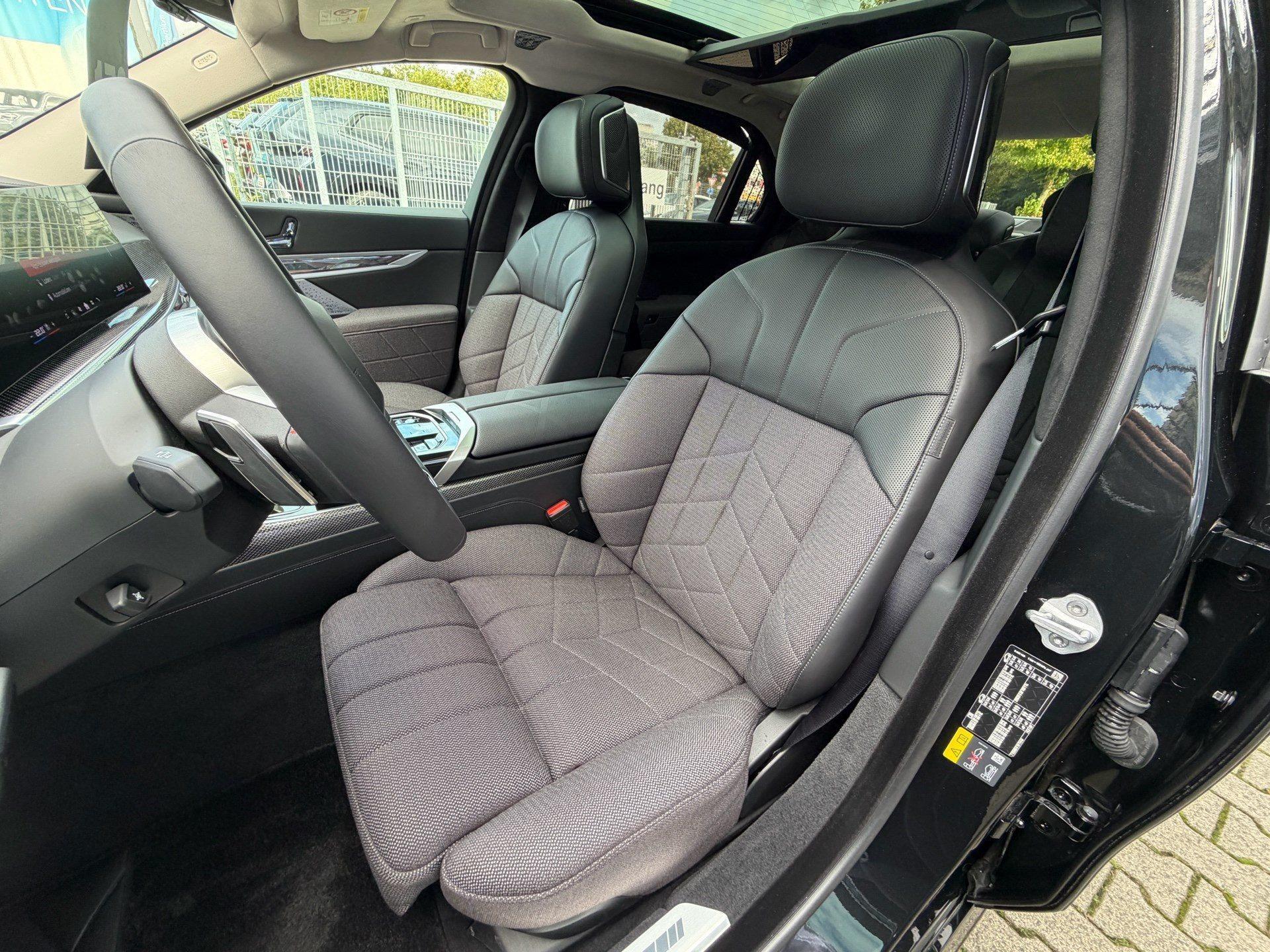 BMW i7 – Bild 10