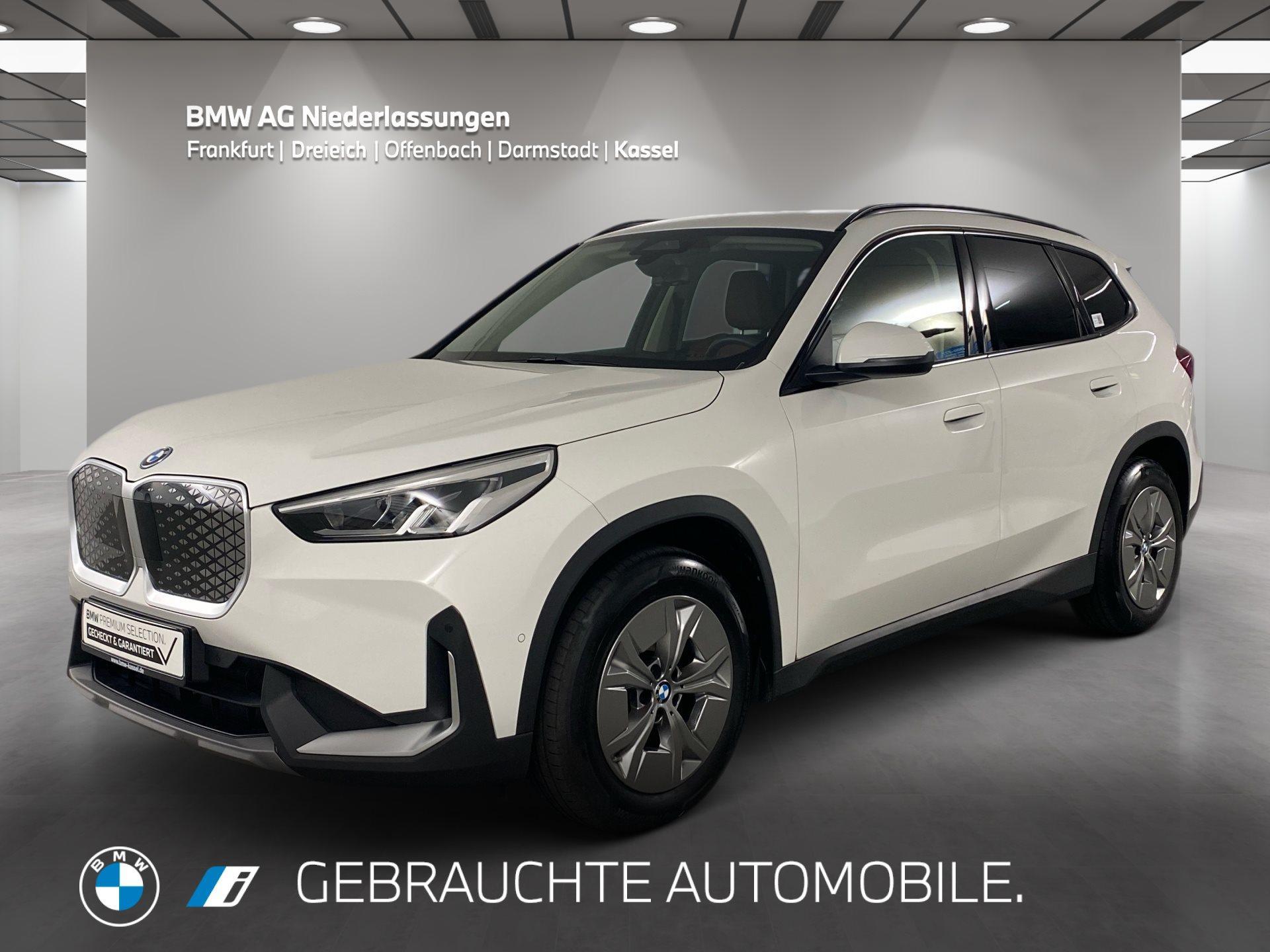 BMW iX1