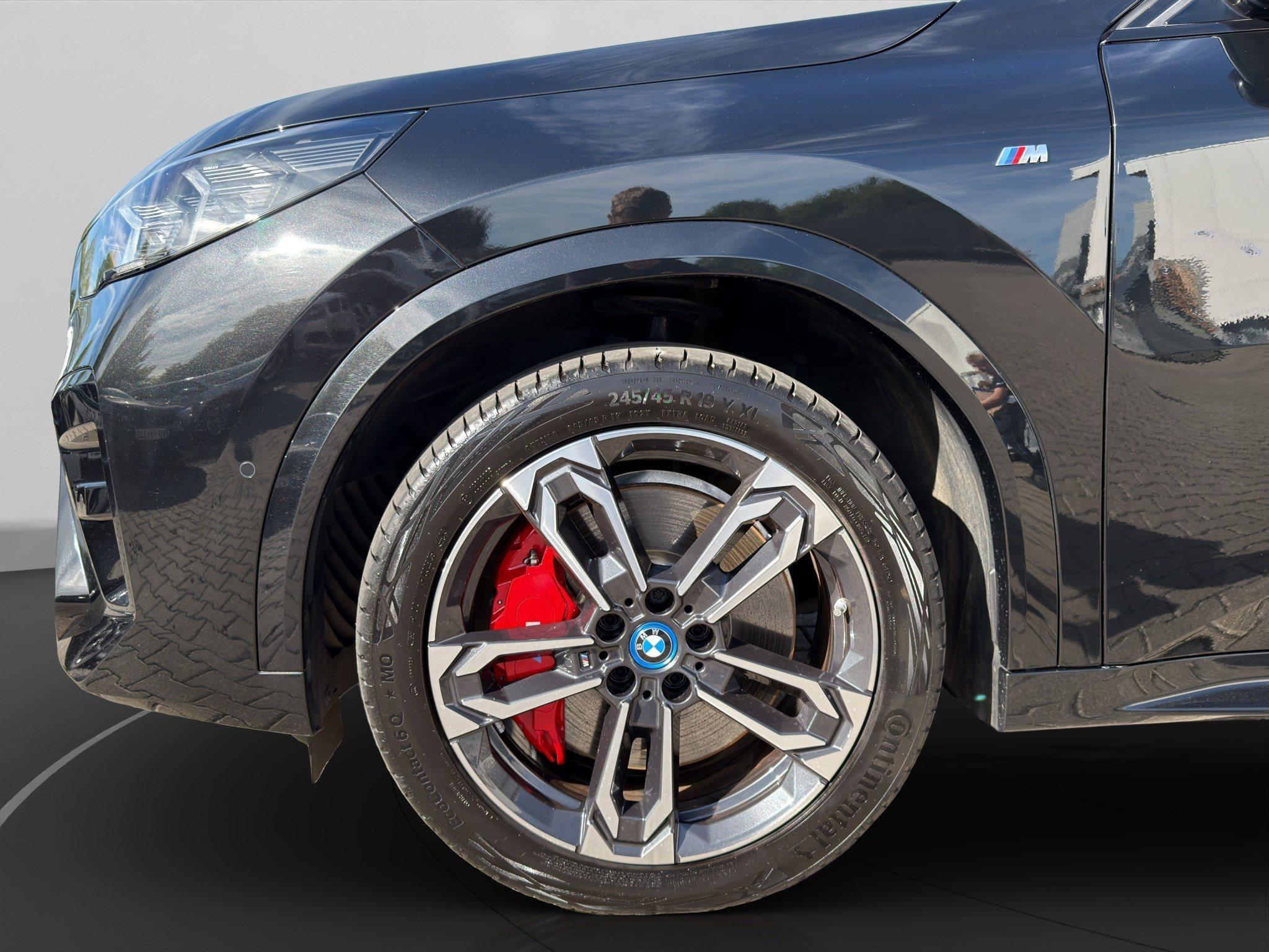BMW iX2 – Bild 30