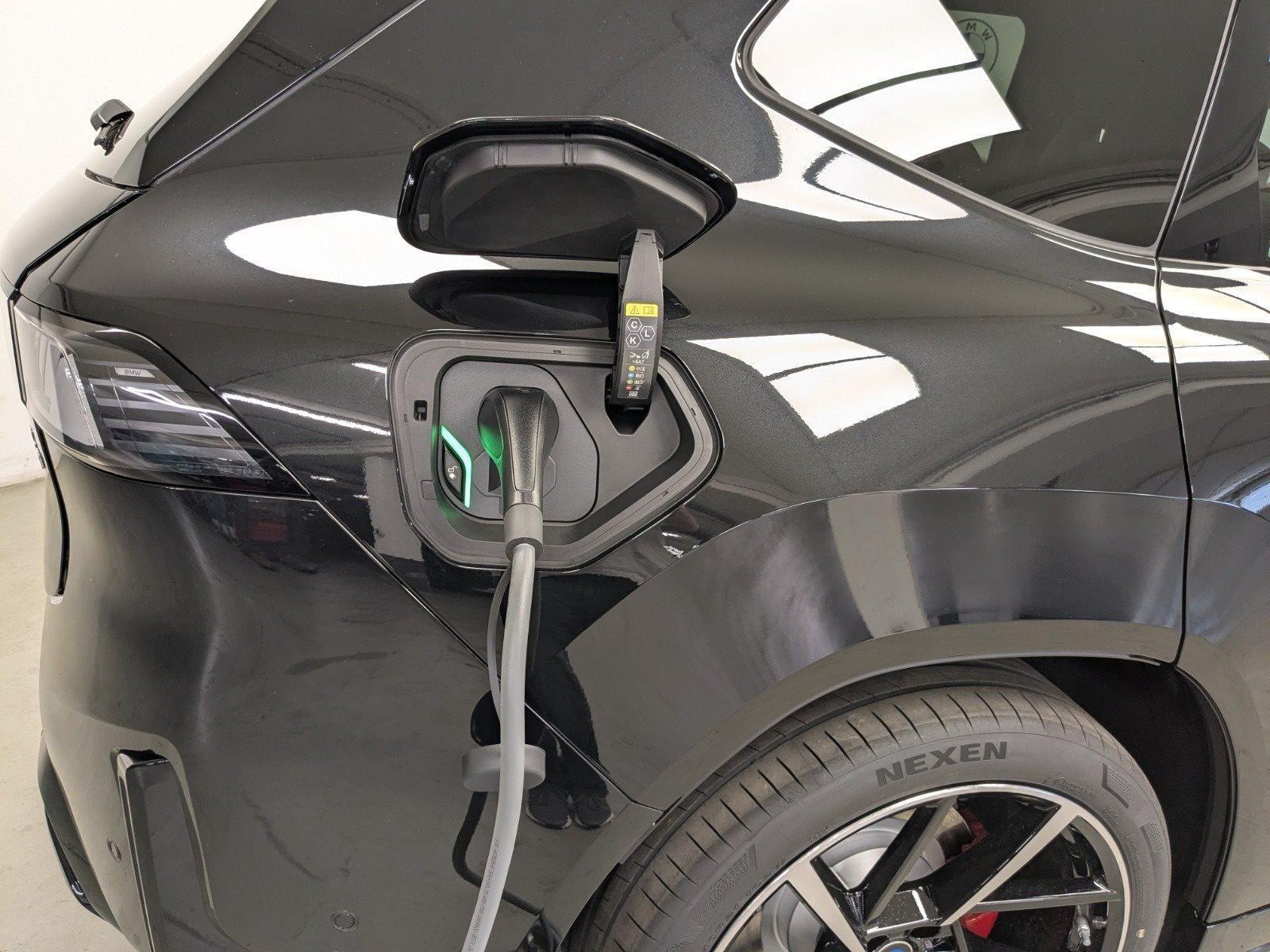 BMW iX3 – Bild 13