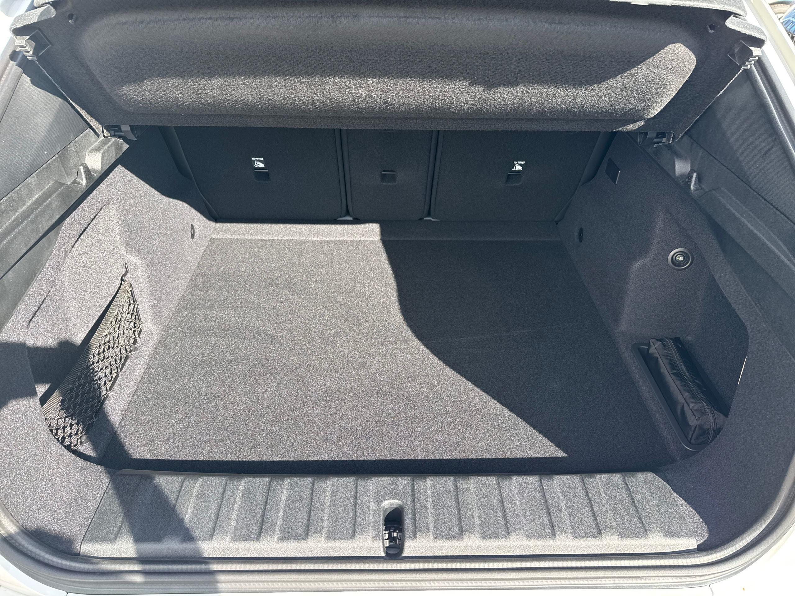 BMW iX2 – Bild 8