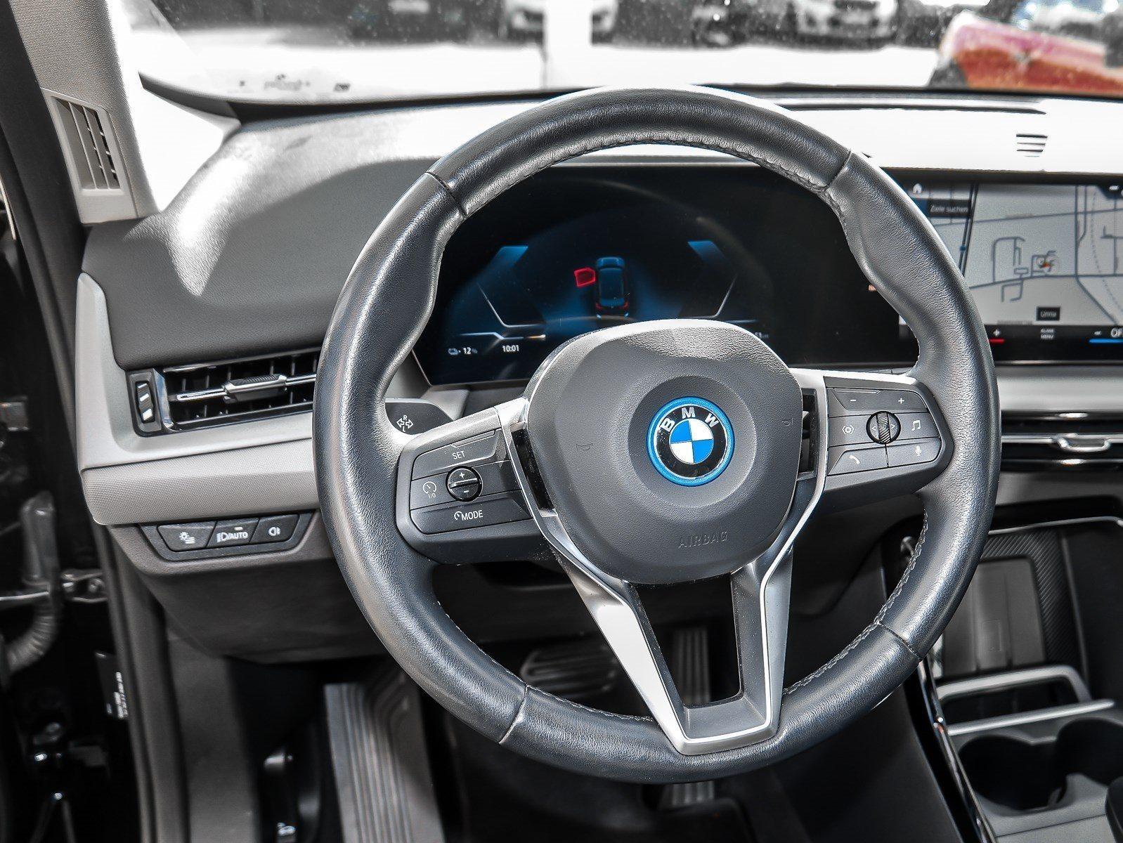 BMW iX1 – Bild 13