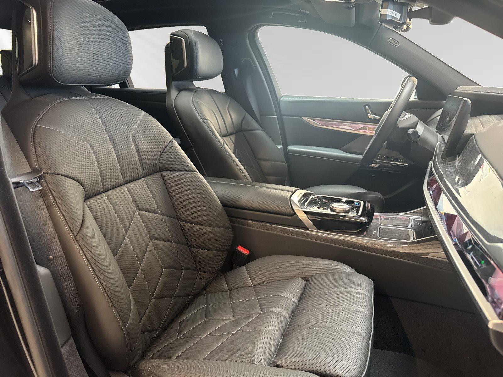 BMW i7 – Bild 9