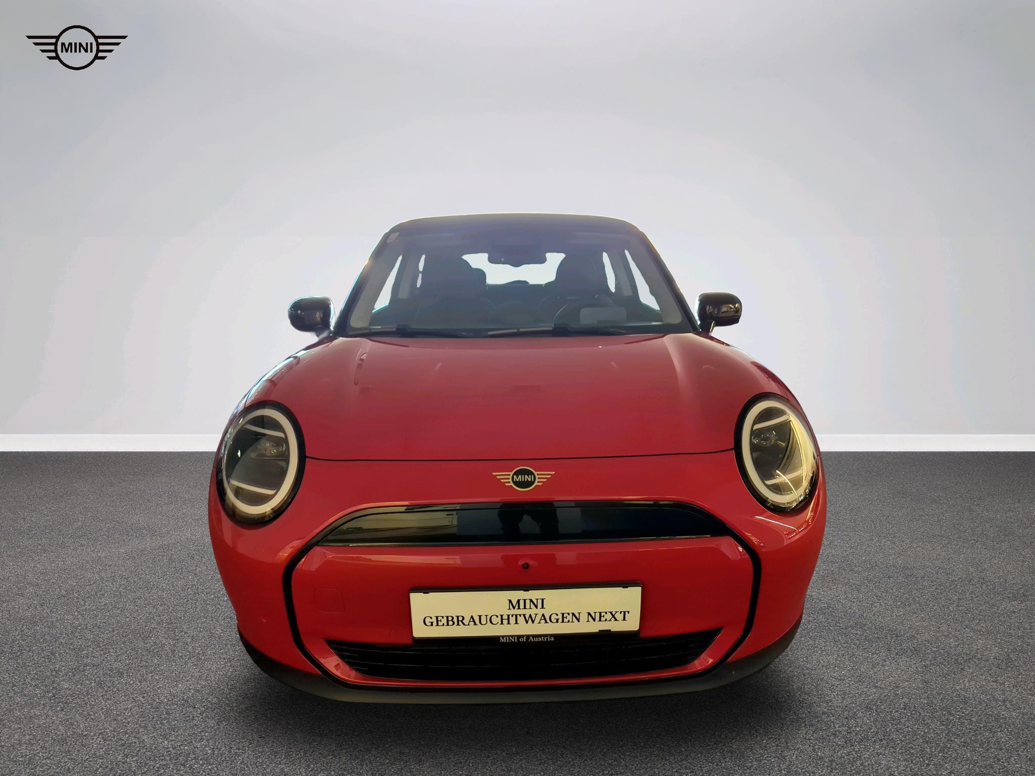 MINI Cooper E 5