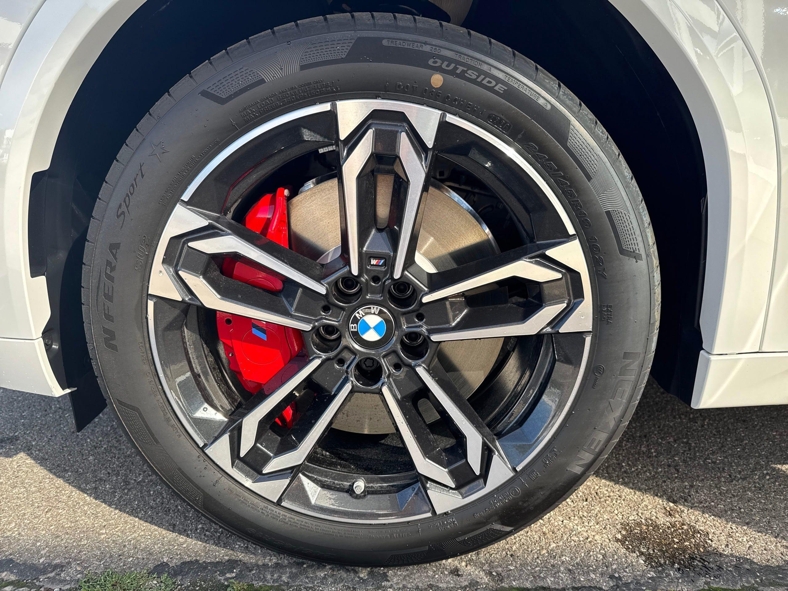 BMW iX2 – Bild 15
