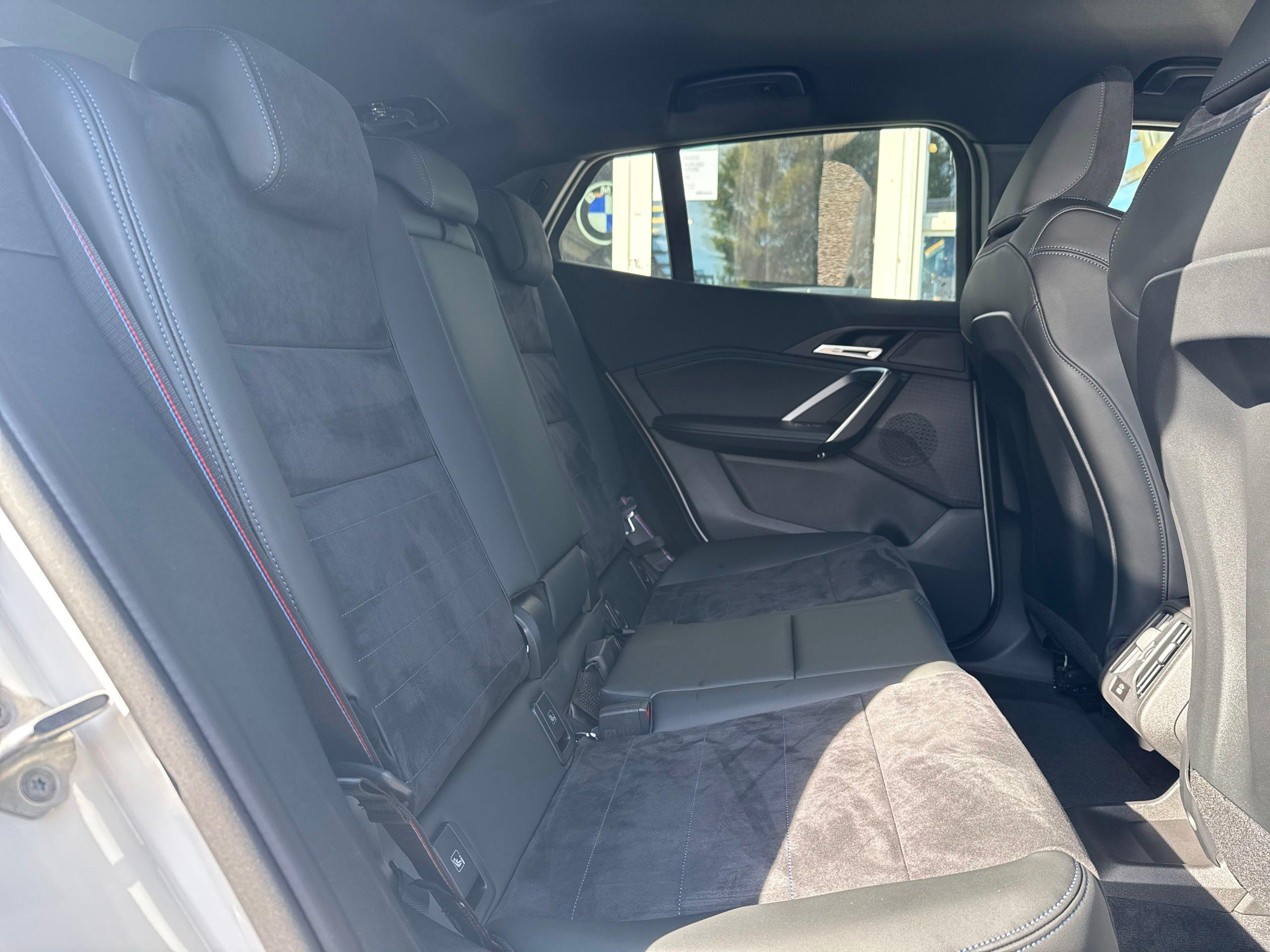 BMW iX2 – Bild 14