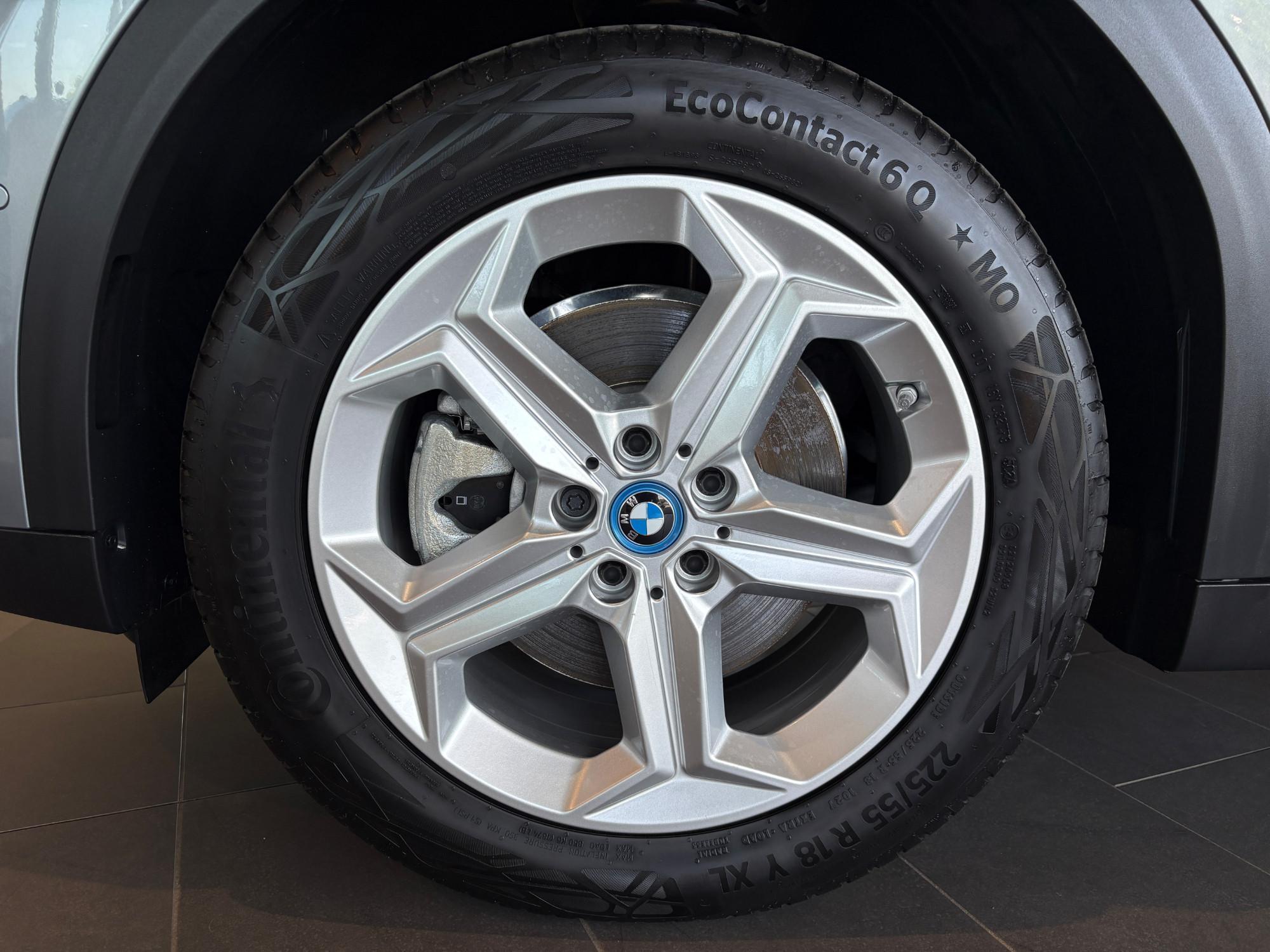 BMW iX2 – Bild 18