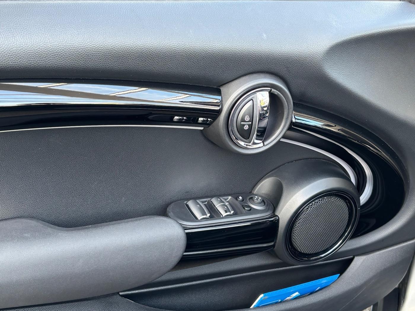 MINI Cabrio – Bild 13