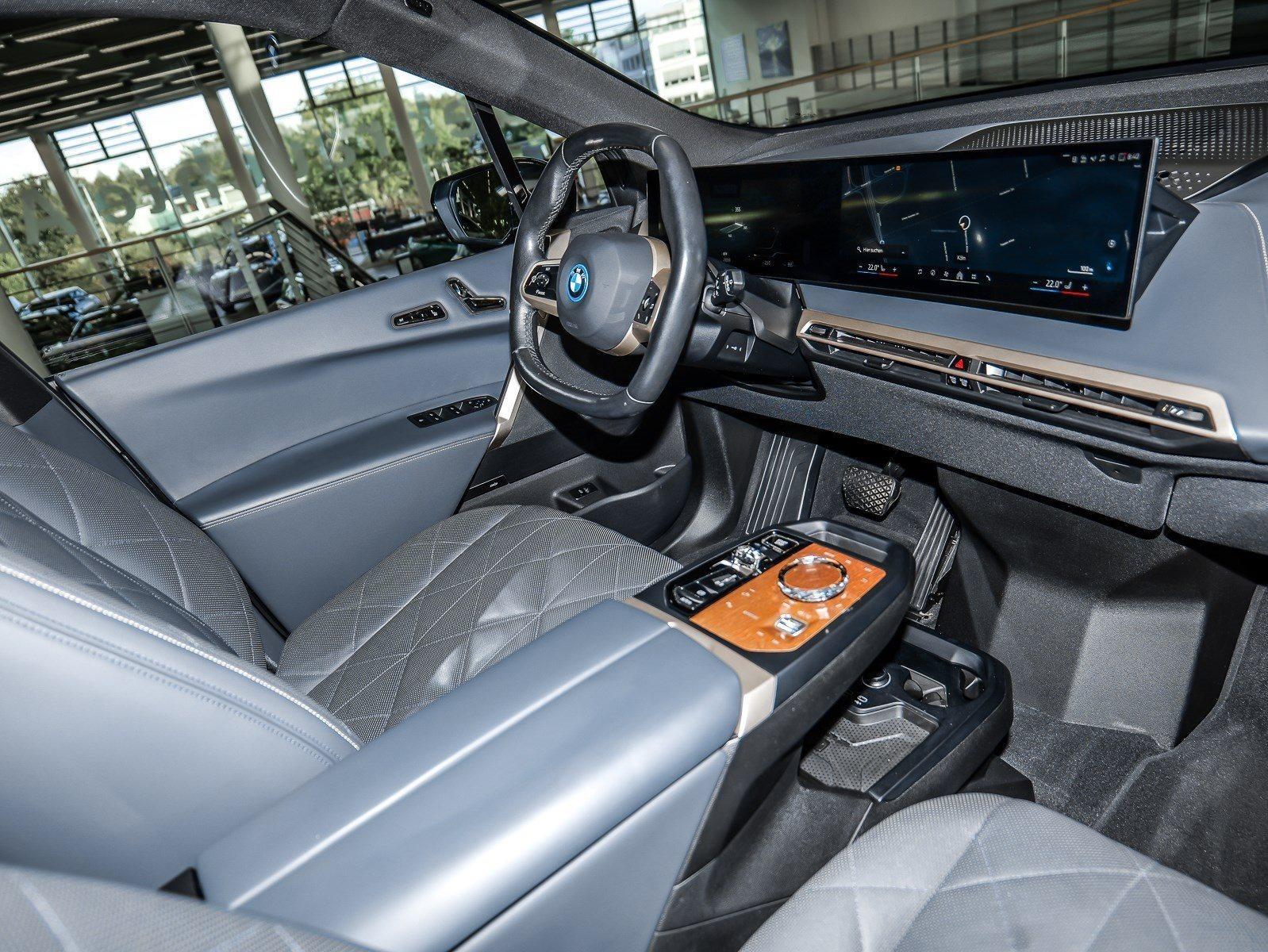 BMW iX – Bild 16
