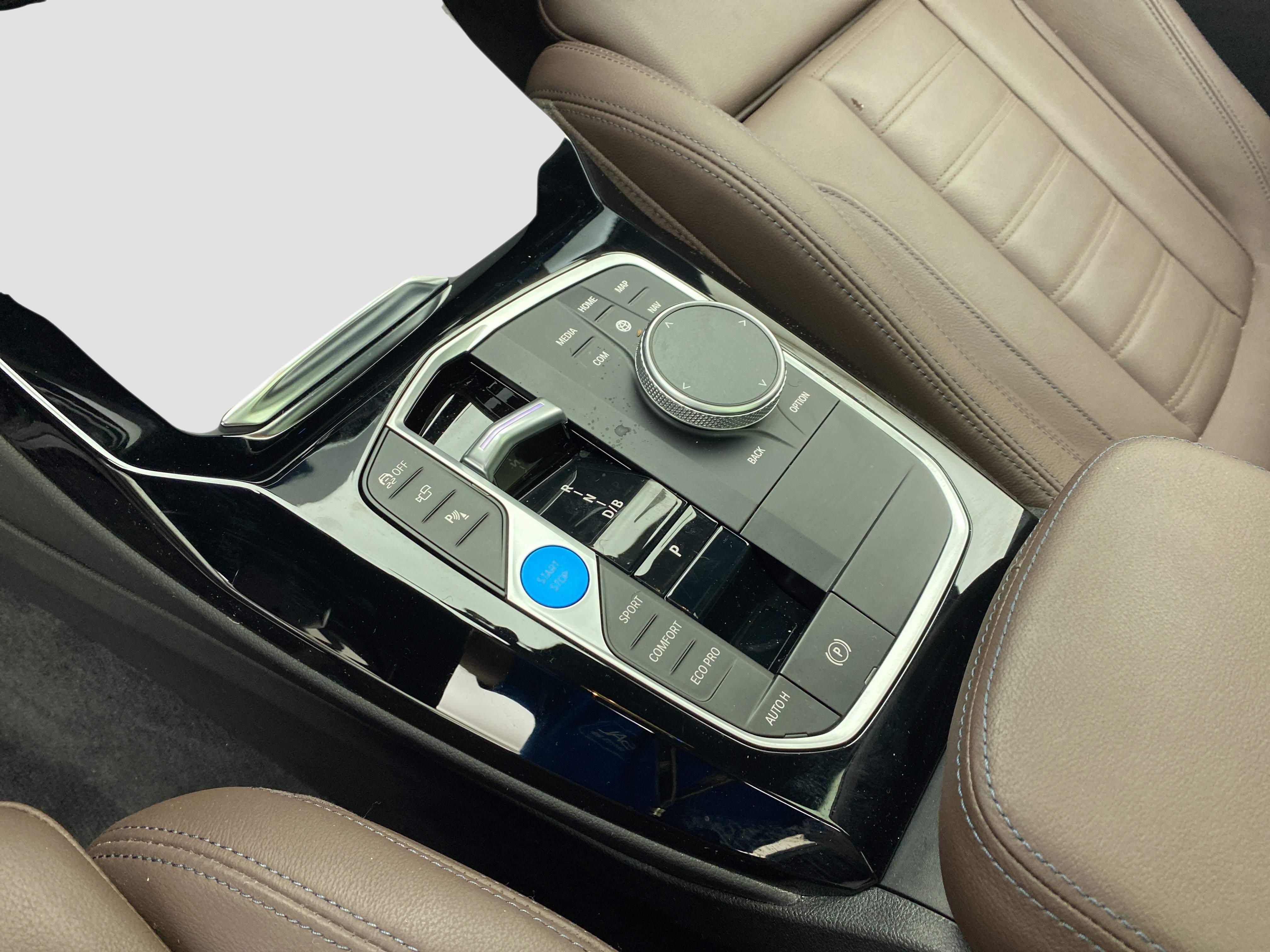 BMW iX3 – Bild 10