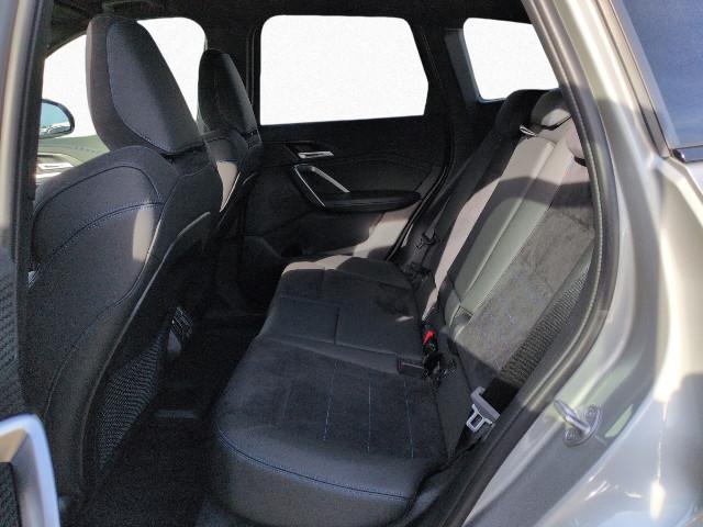 BMW iX1 – Bild 12