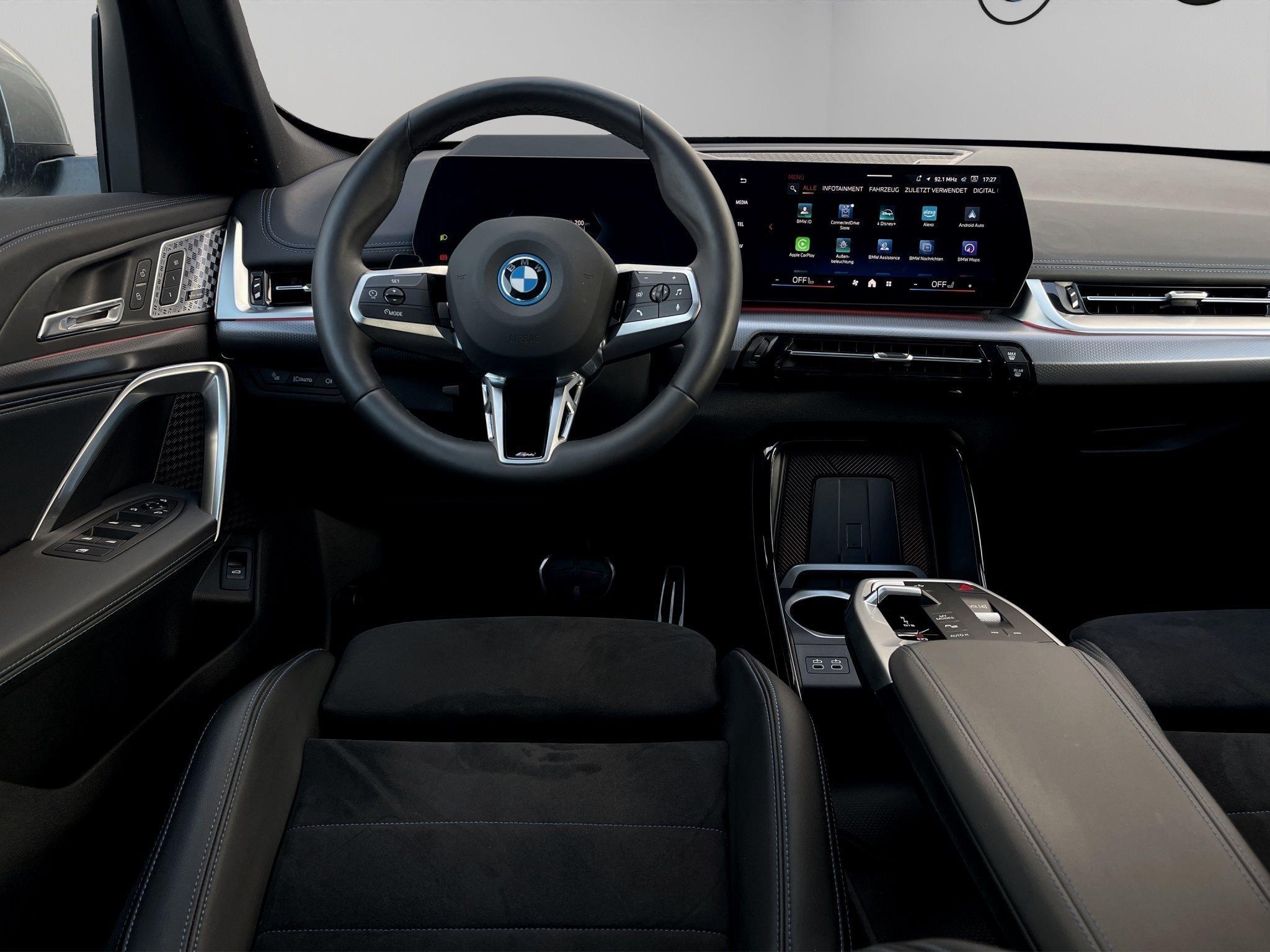 BMW iX1 – Bild 7