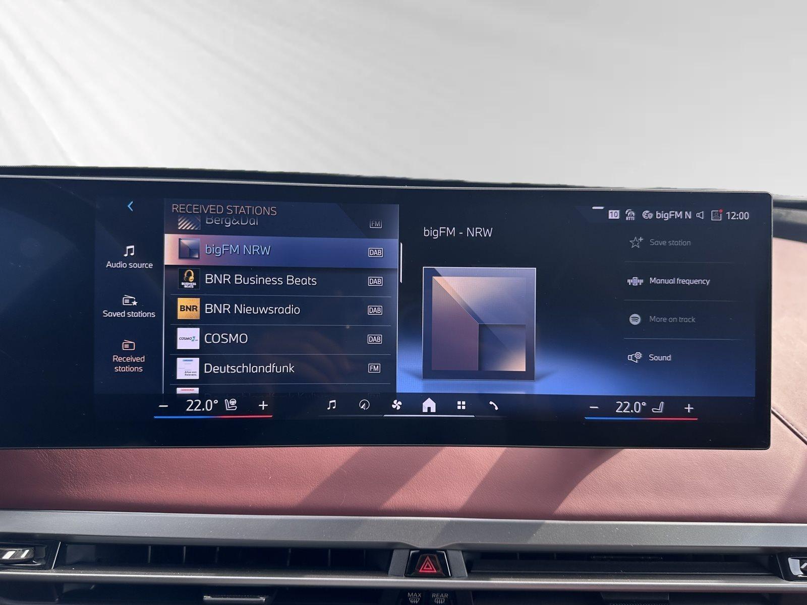 BMW iX – Bild 14