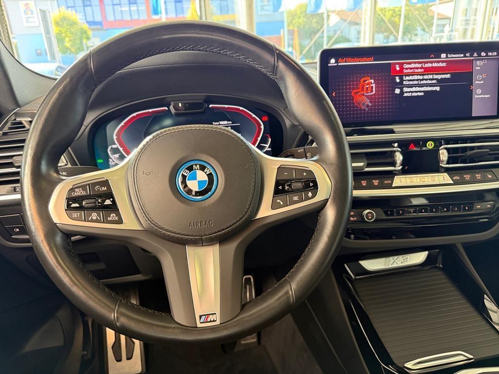BMW iX3 – Bild 13