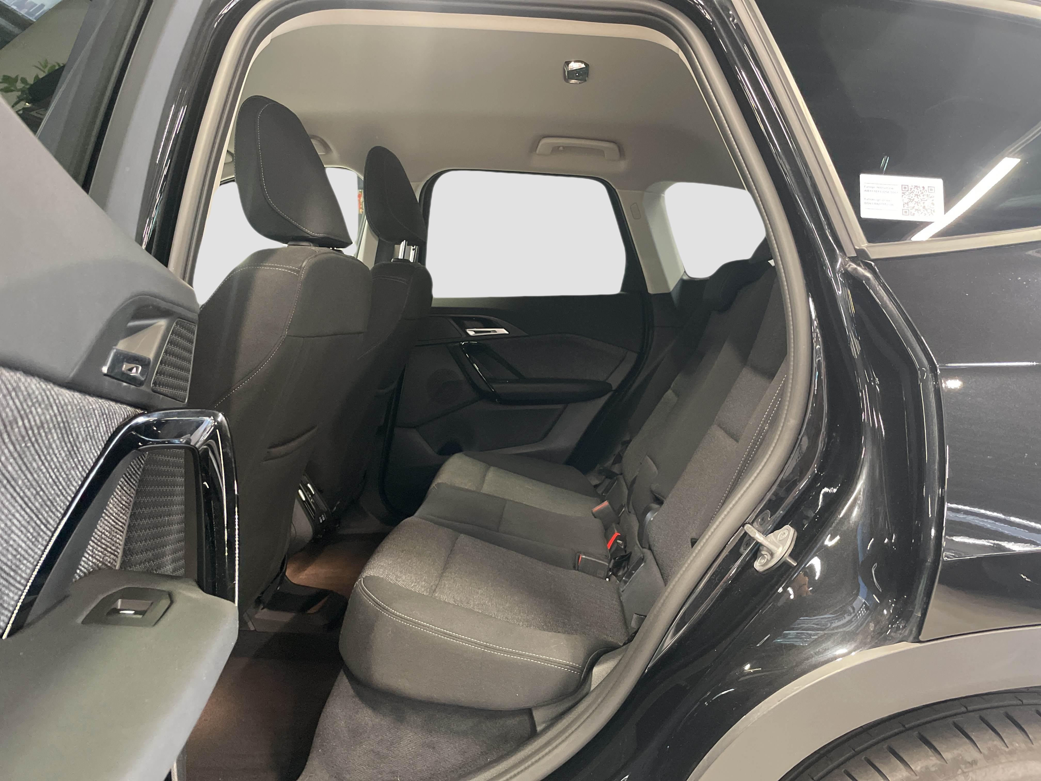 BMW iX1 – Bild 8