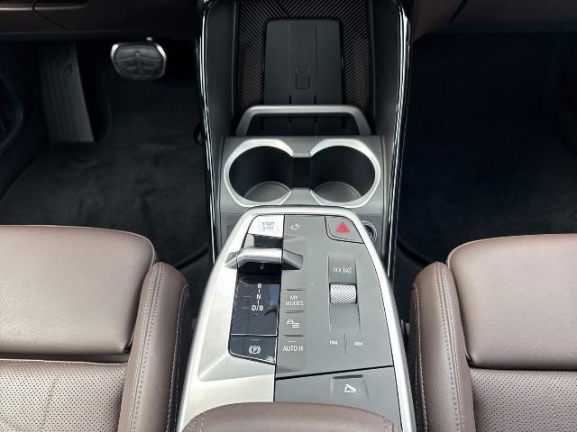 BMW iX2 – Bild 8