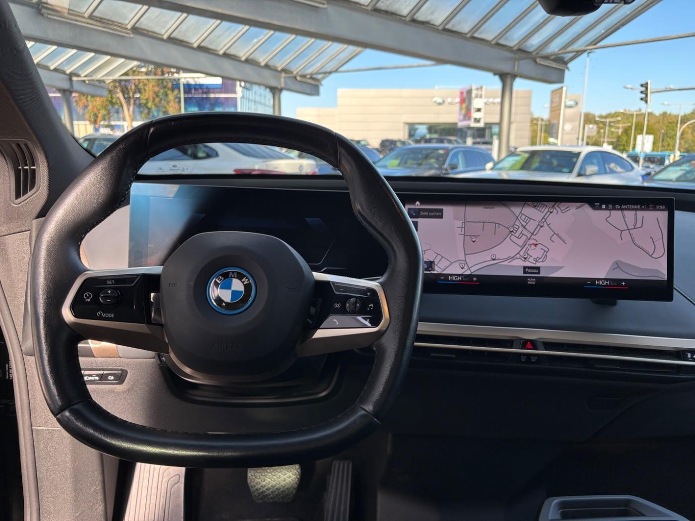 BMW iX – Bild 13