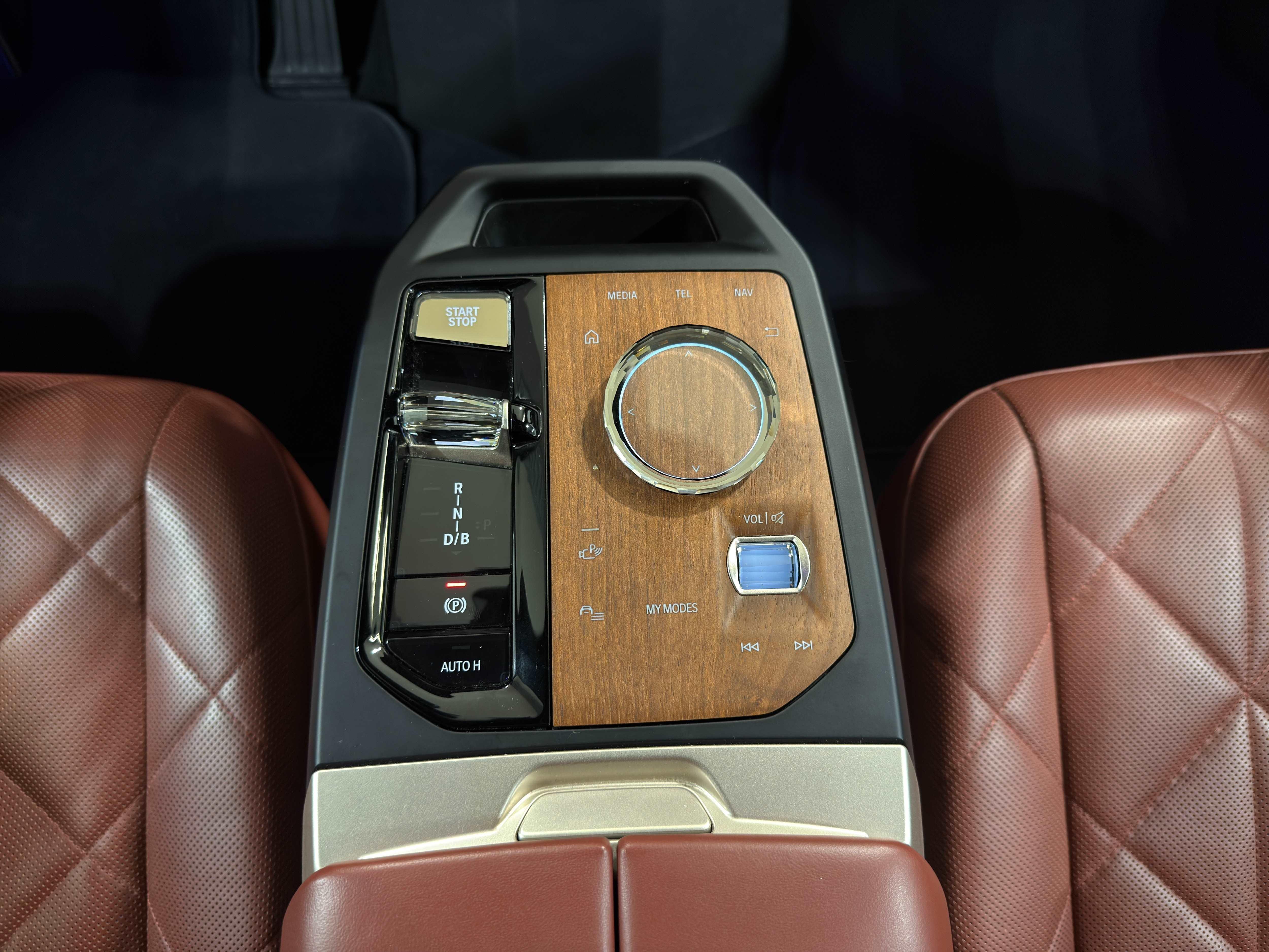 BMW iX – Bild 11