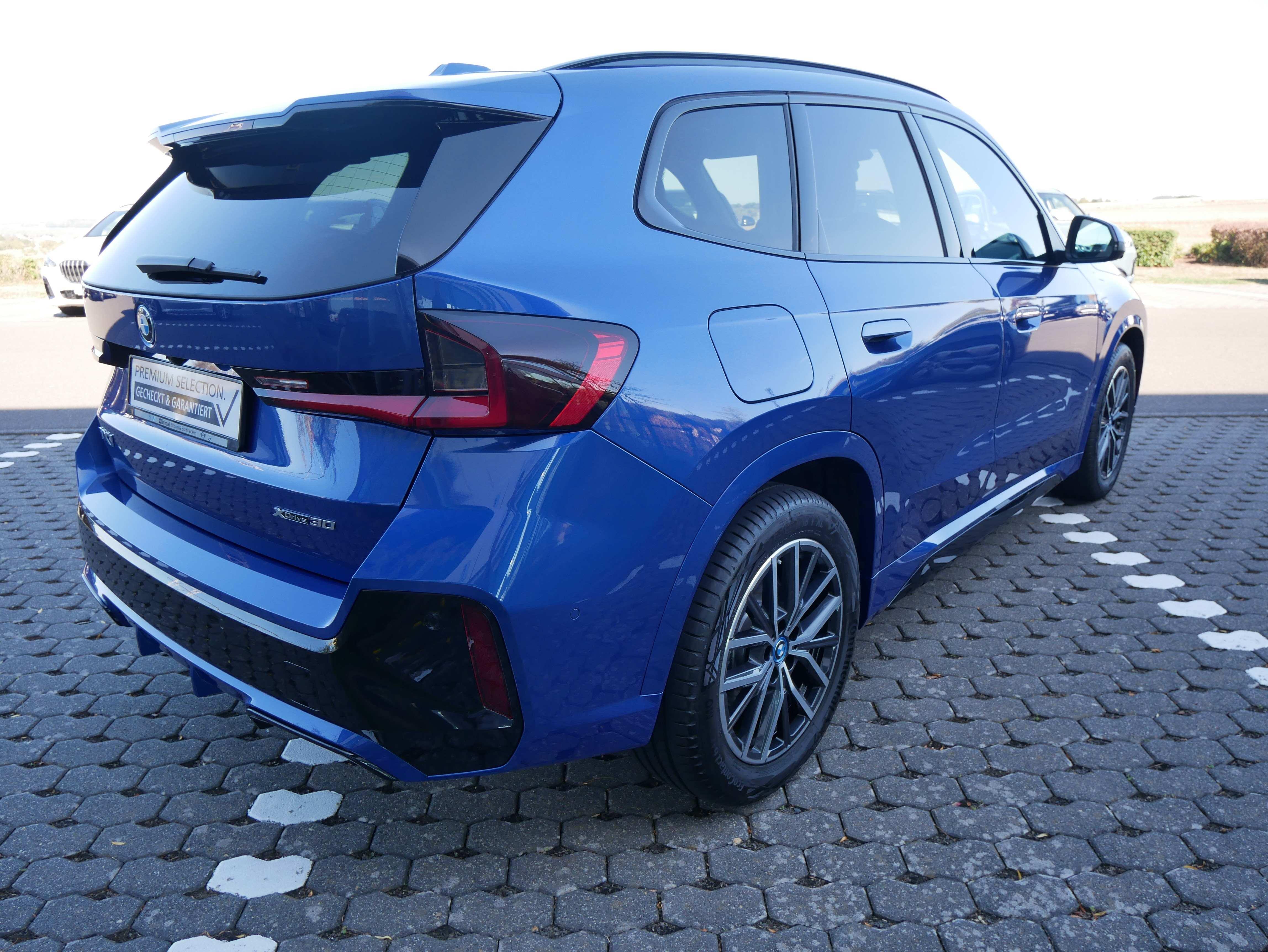 BMW iX1 – Bild 17