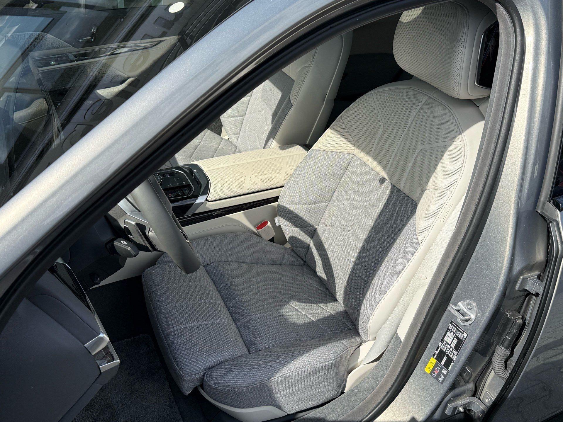 BMW 7er – Bild 37
