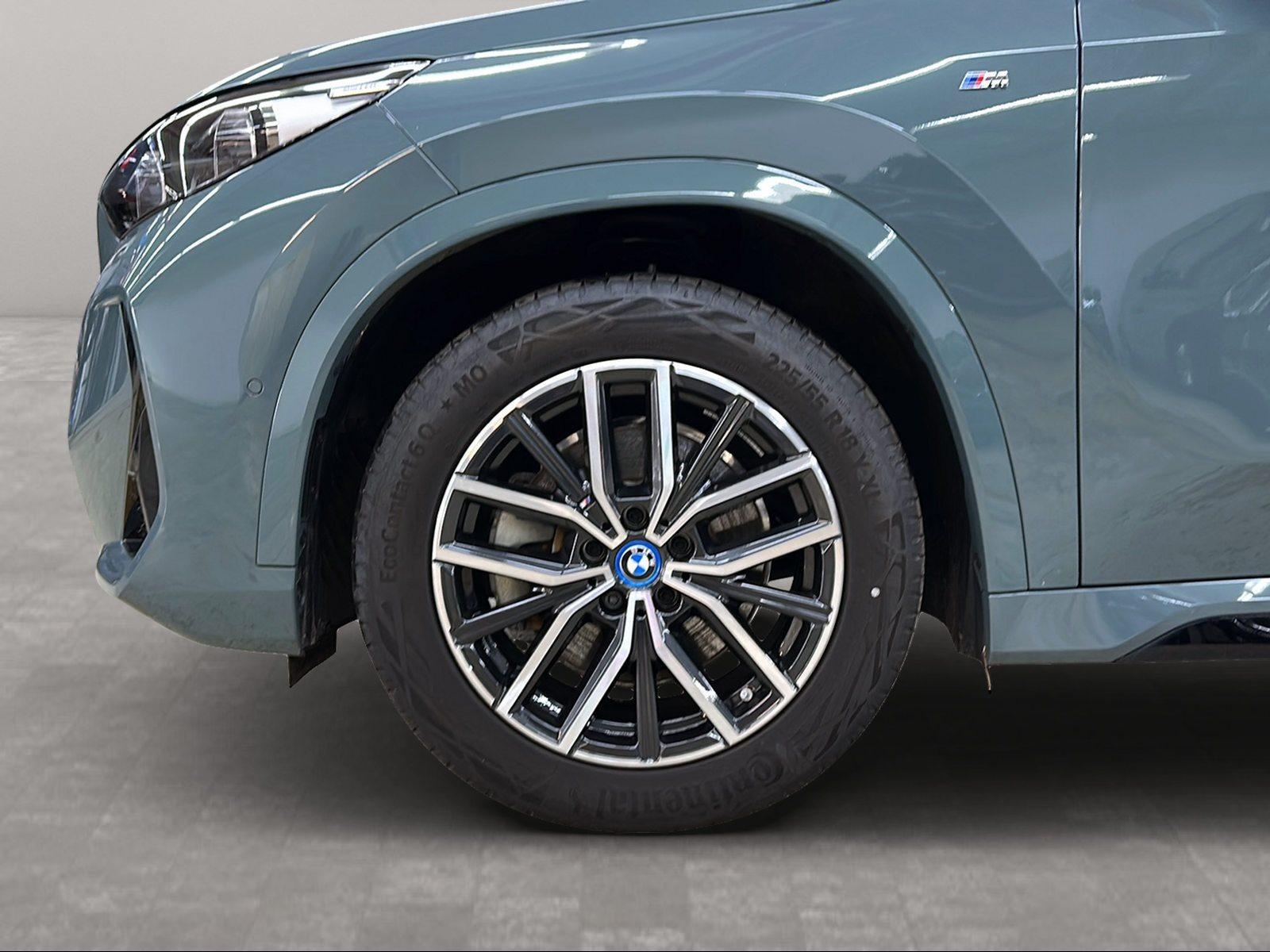 BMW iX1 – Bild 12