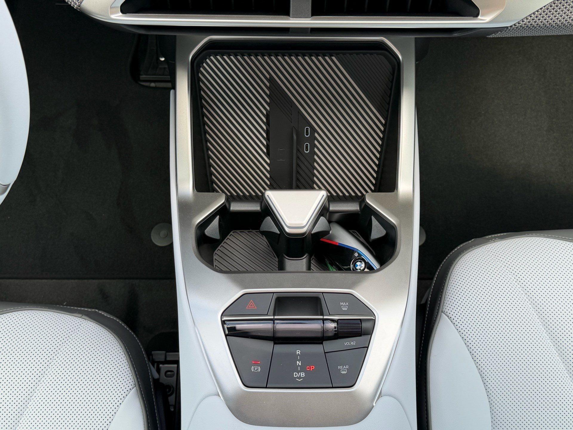 BMW iX3 – Bild 9