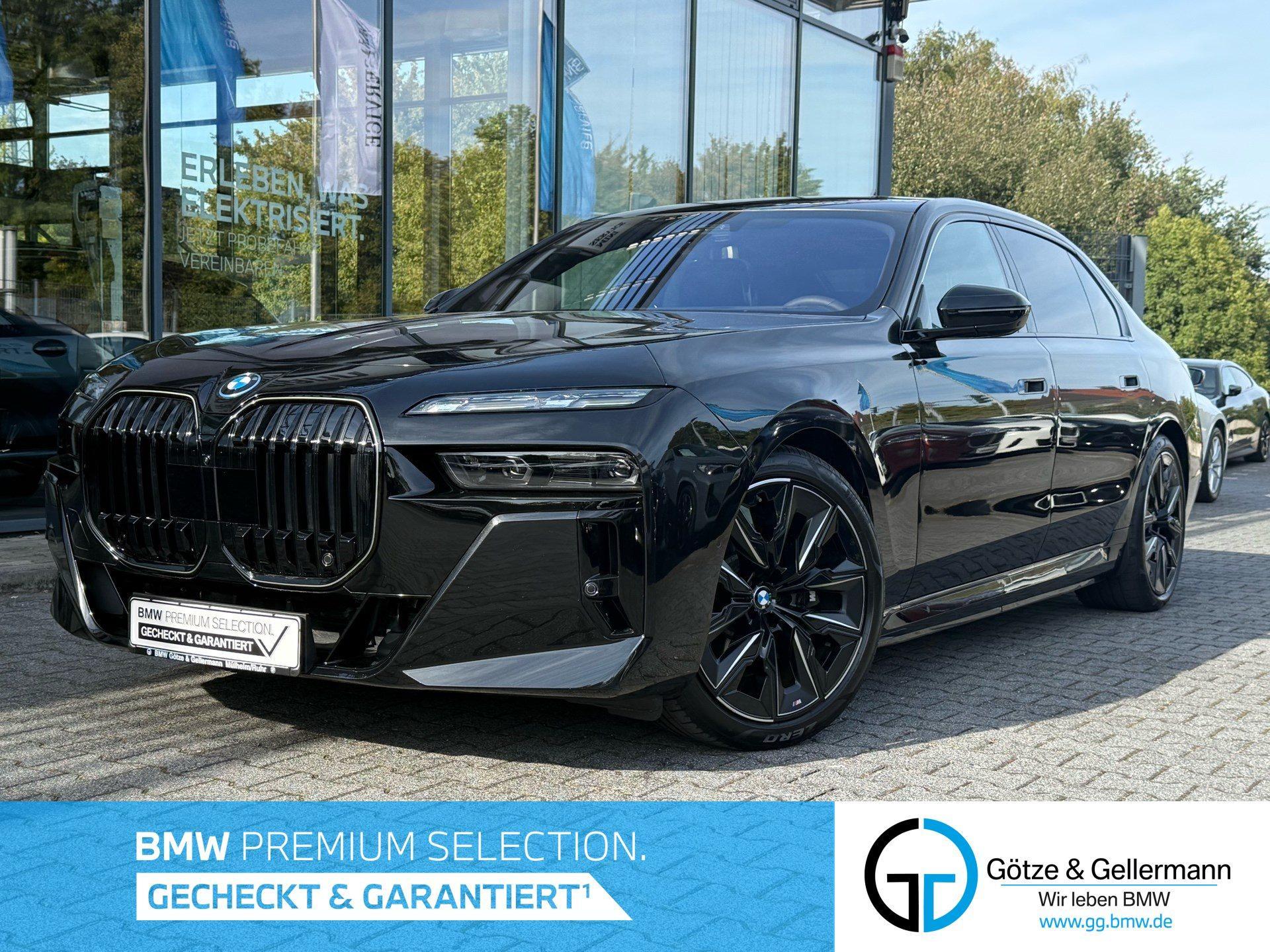 BMW i7