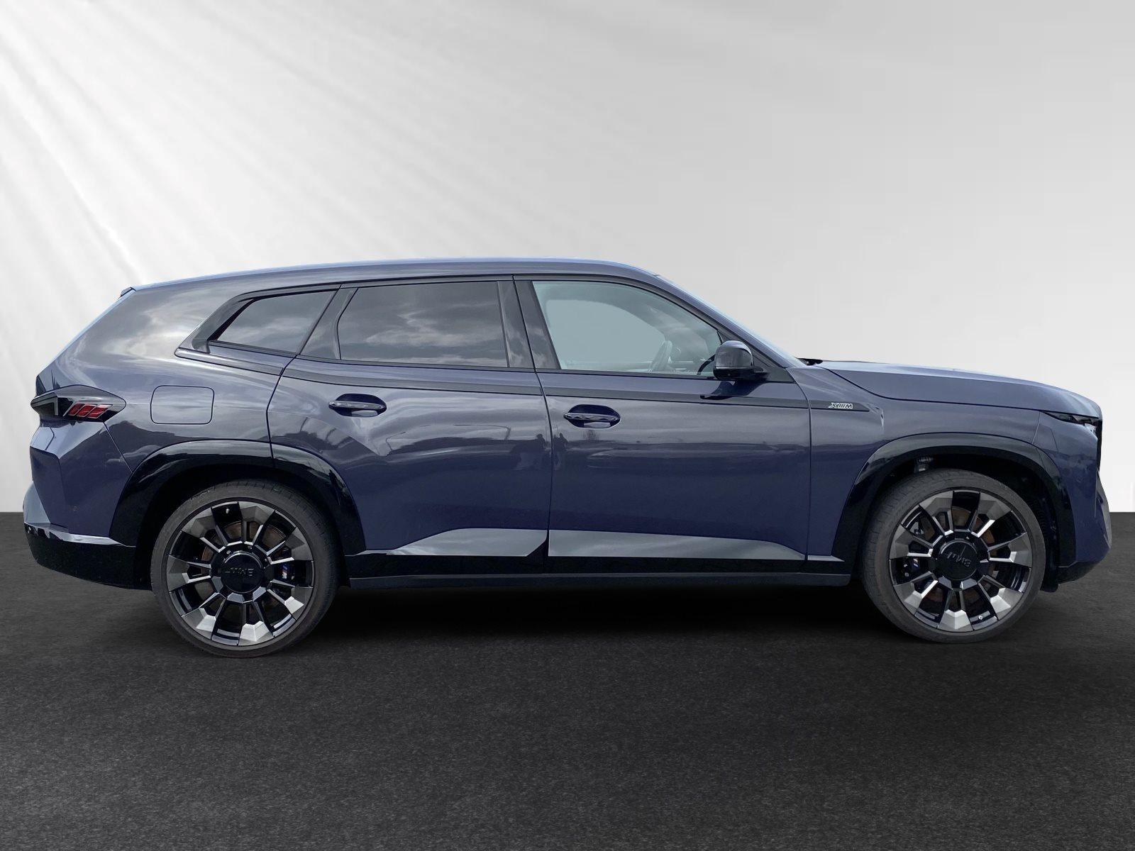 BMW XM – Bild 2