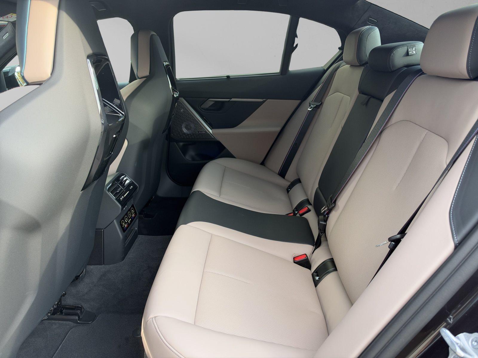 BMW M5 – Bild 11