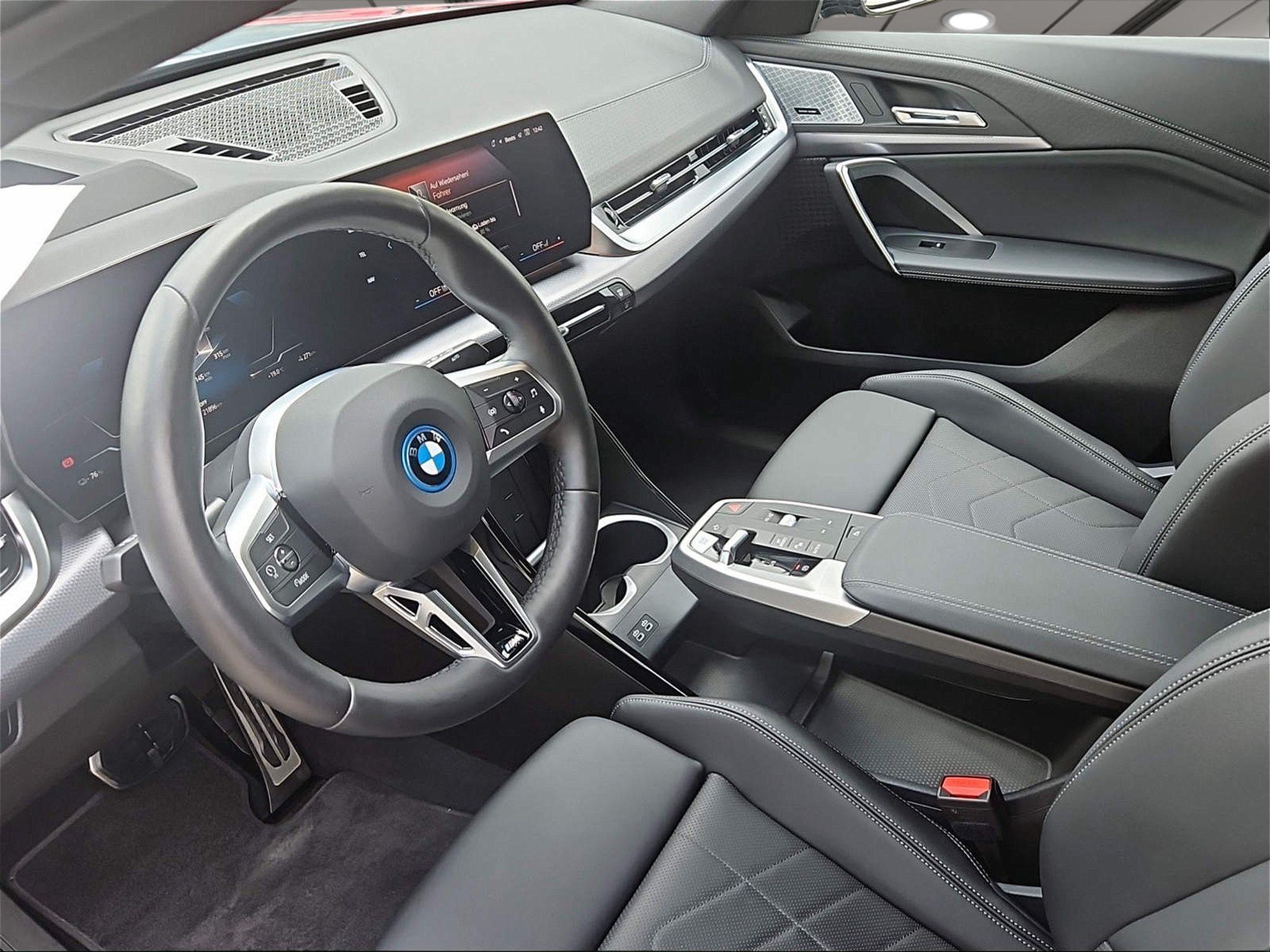 BMW iX2 – Bild 4
