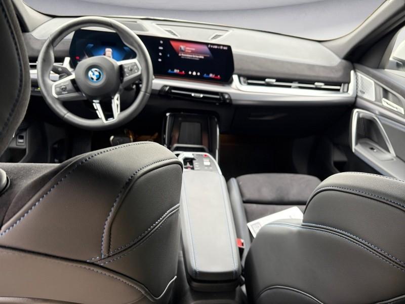 BMW iX2 – Bild 8