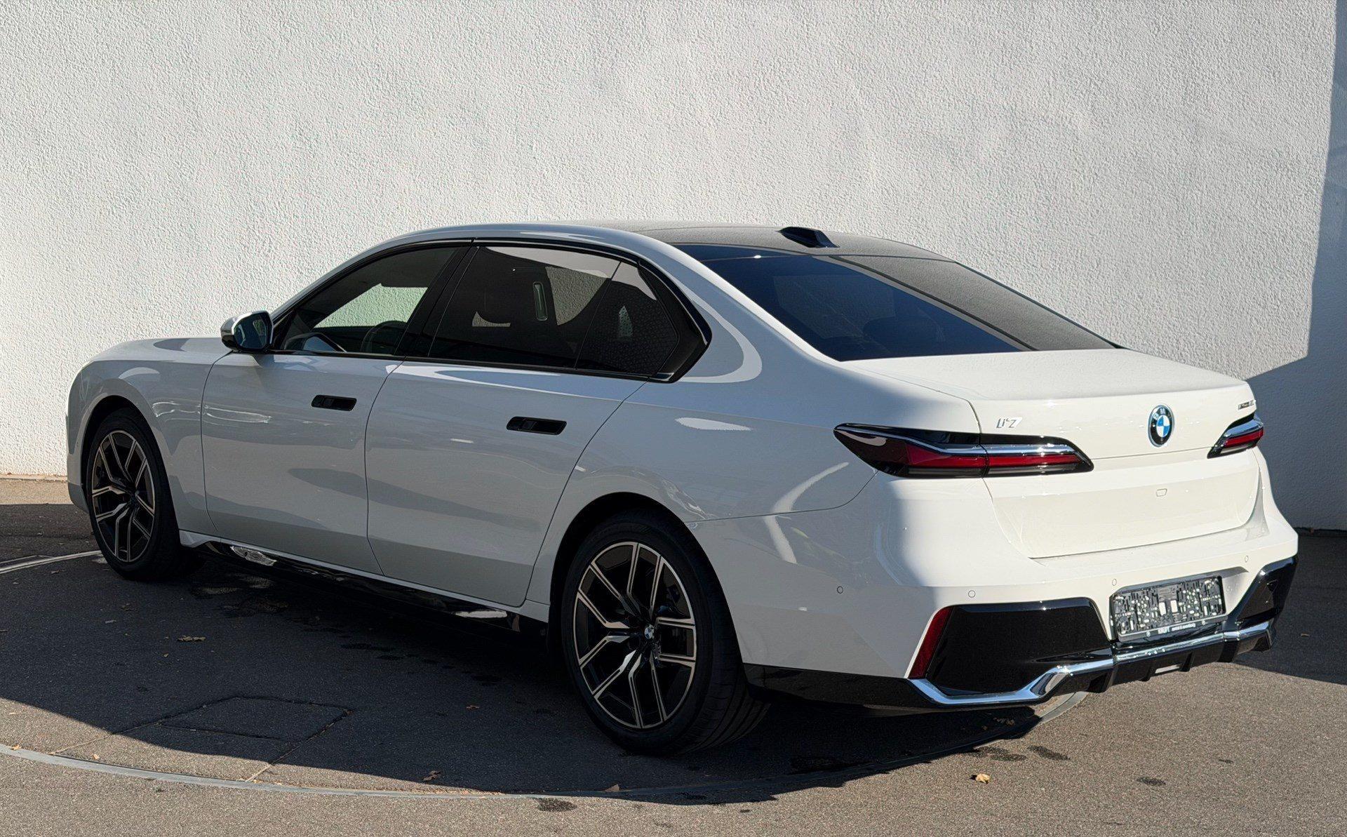 BMW i7 – Bild 12