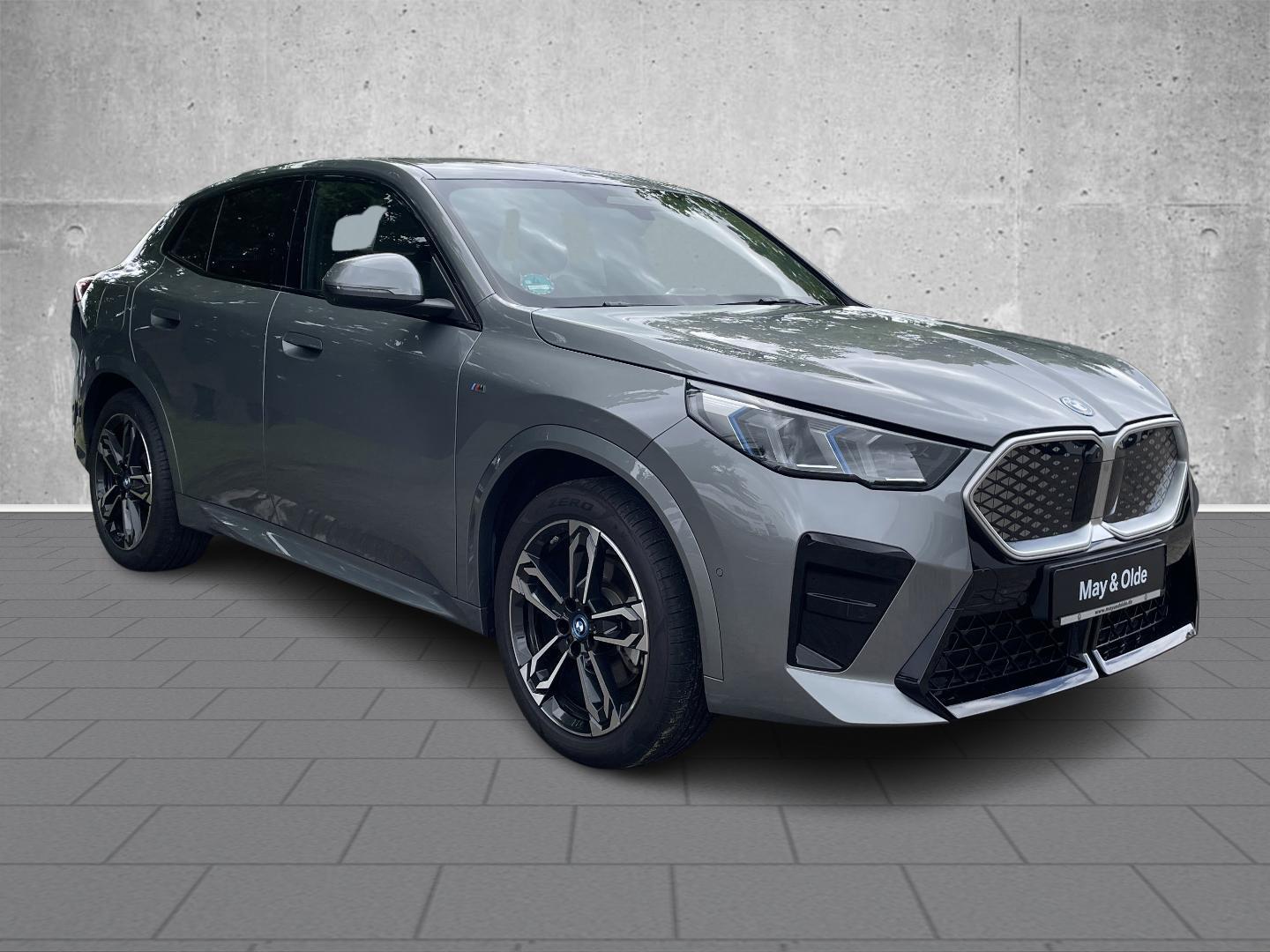 BMW iX2