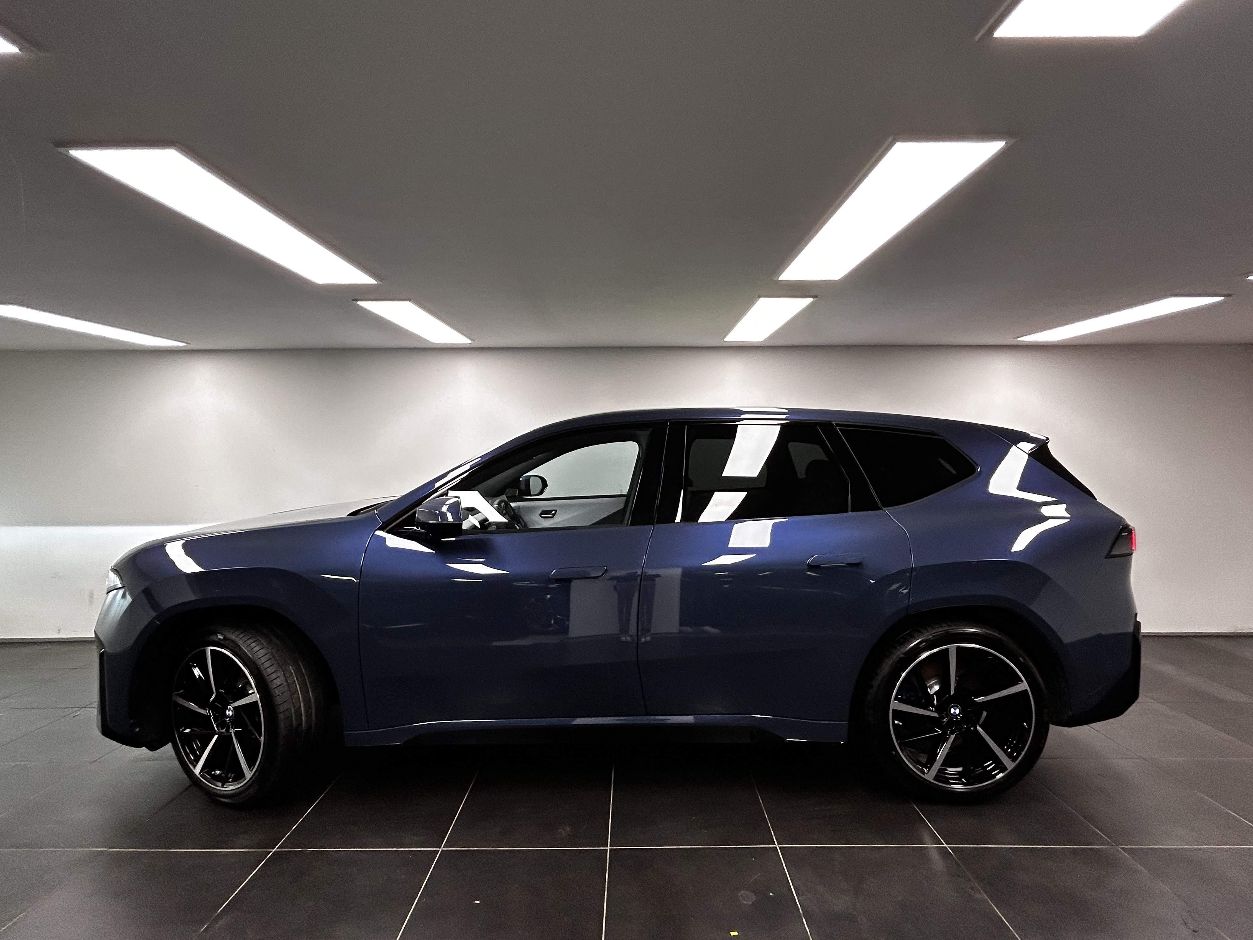 BMW iX3 – Bild 2