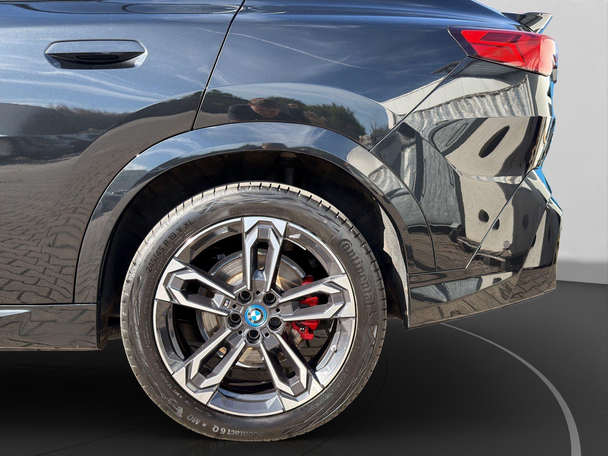 BMW iX2 – Bild 10