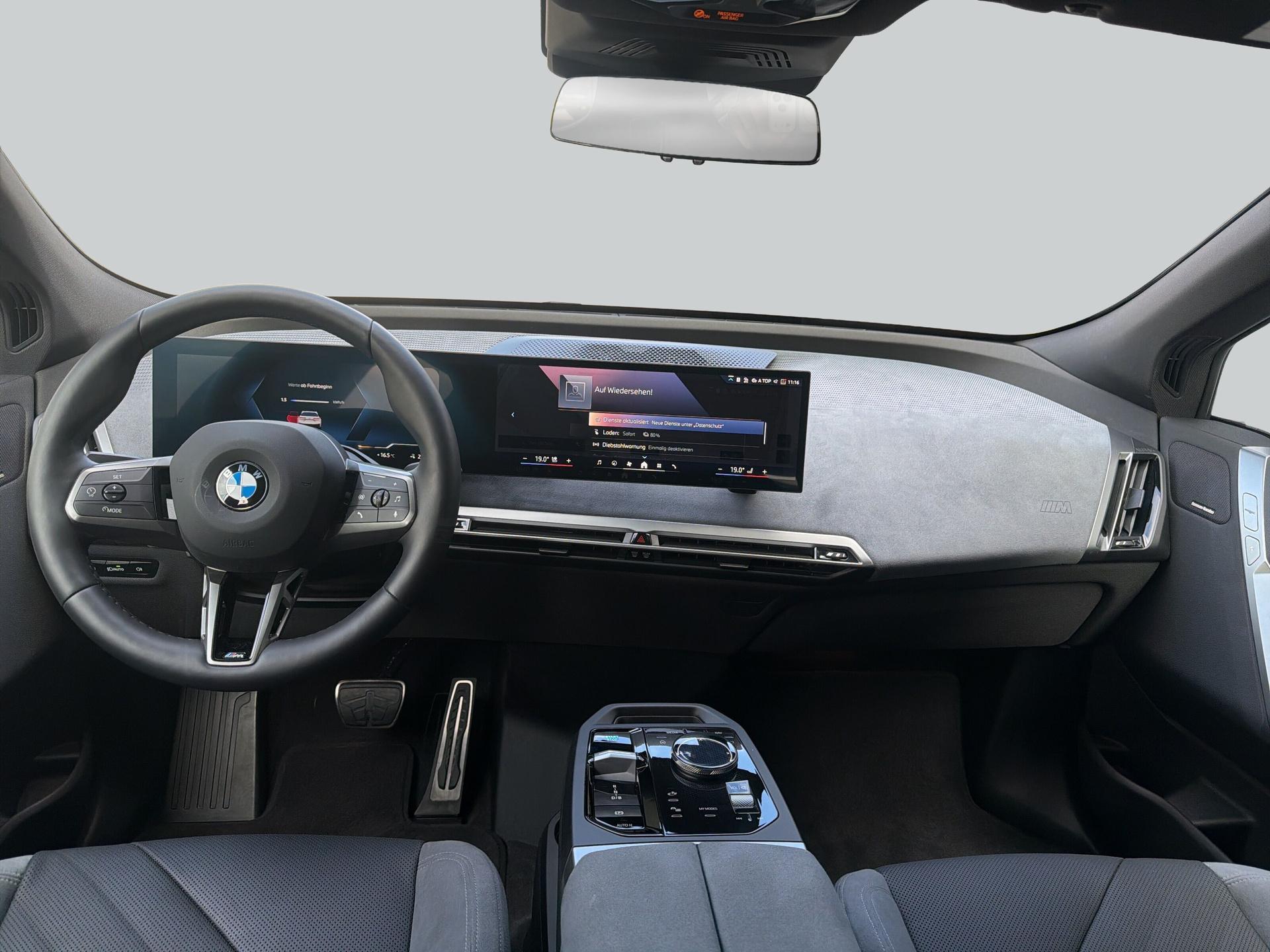 BMW iX – Bild 14