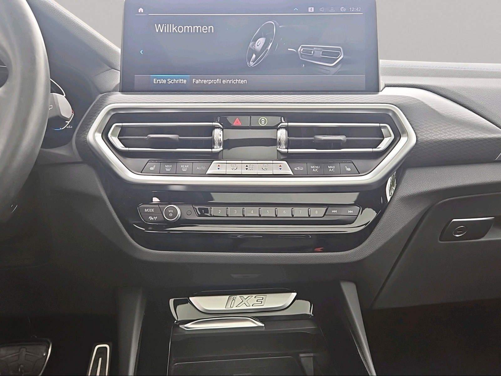 BMW iX3 – Bild 10