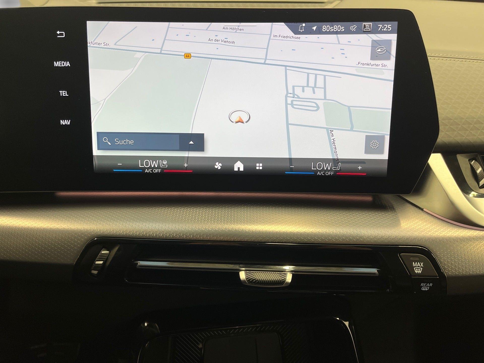BMW iX2 – Bild 11