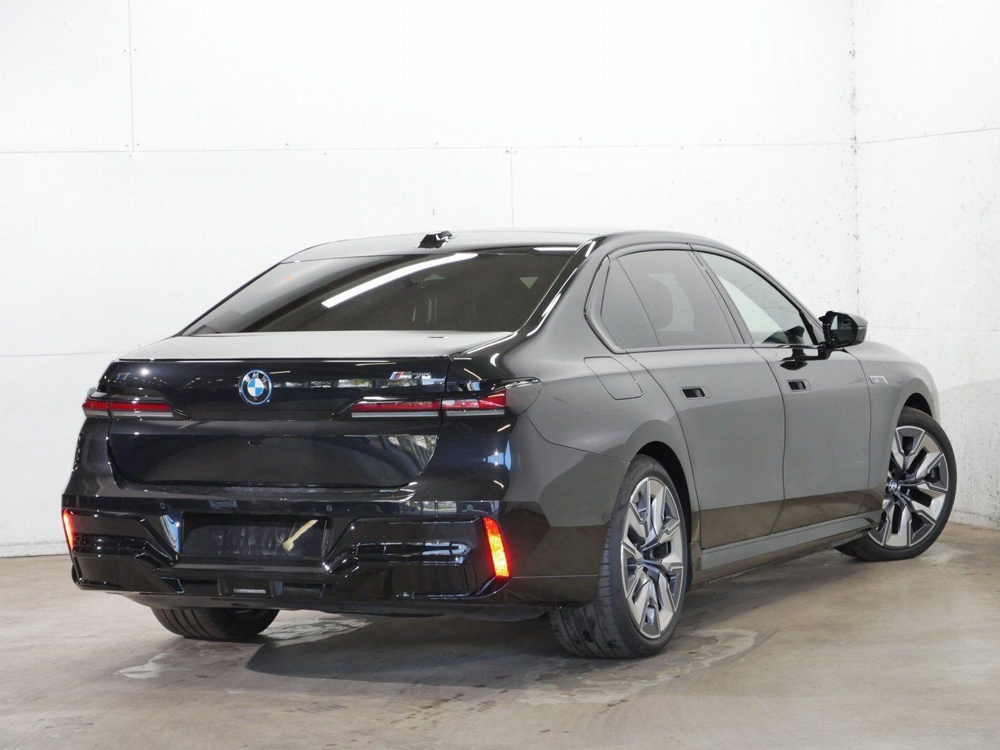 BMW i7 – Bild 2