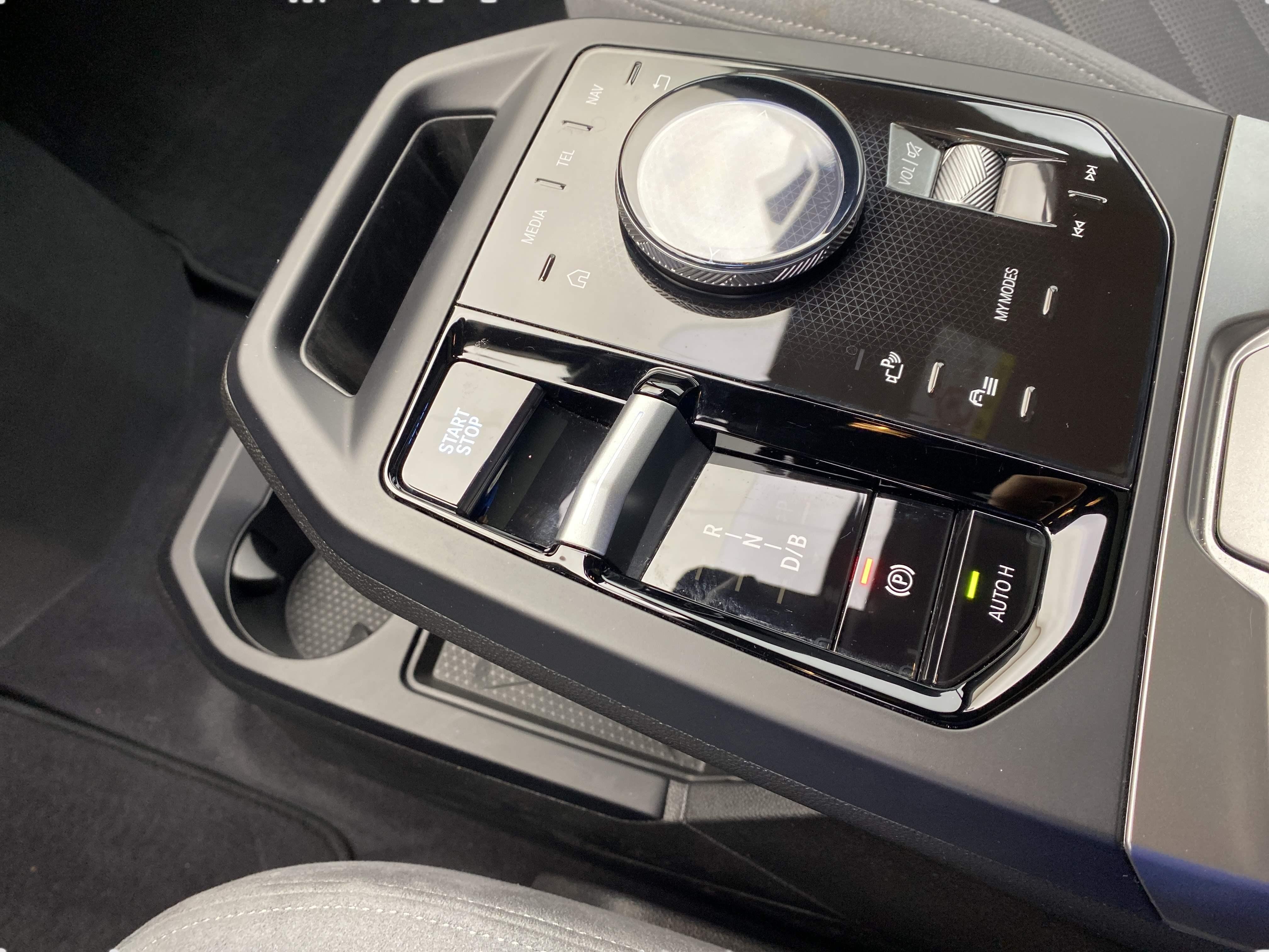 BMW iX – Bild 8