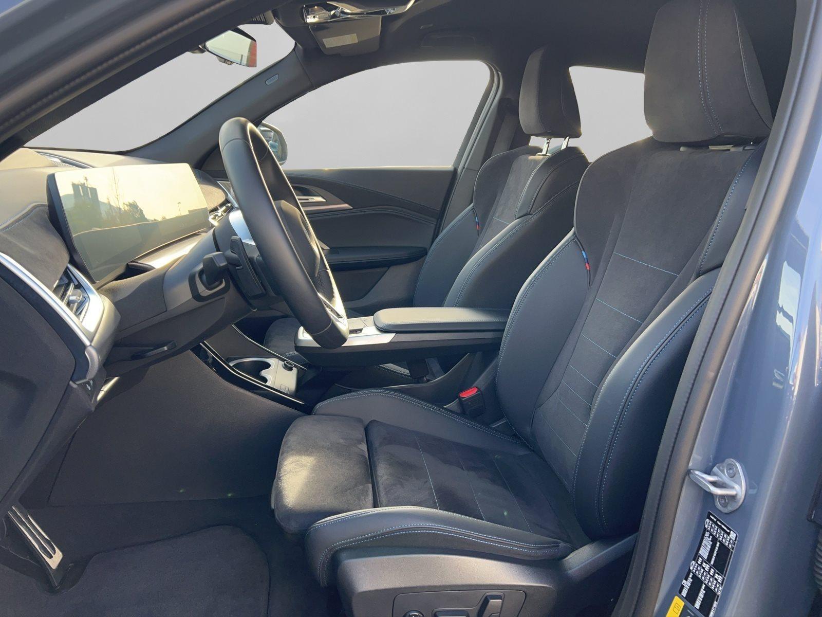 BMW iX2 – Bild 13