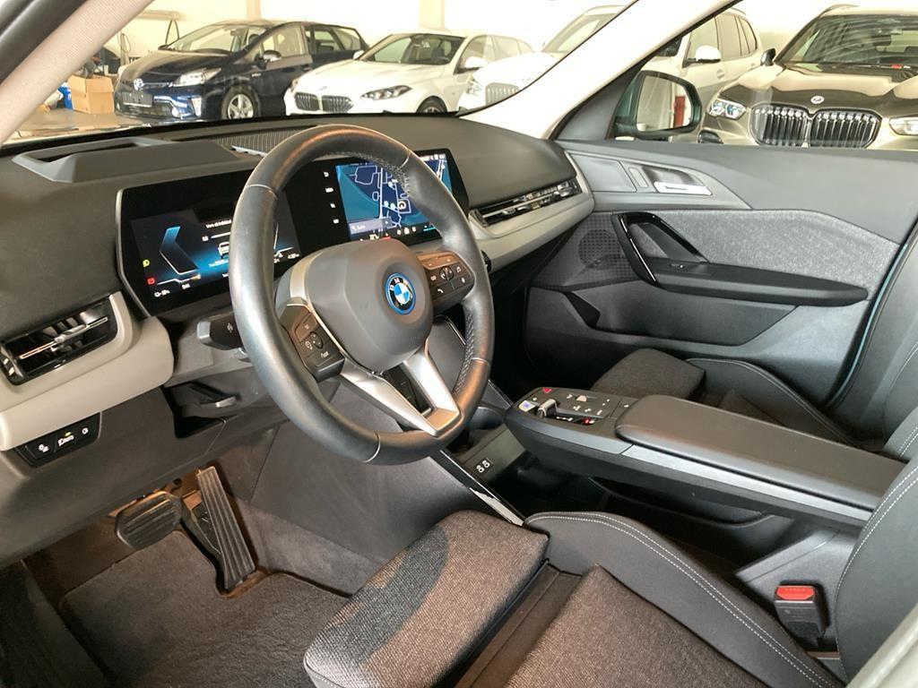 BMW iX1 – Bild 16
