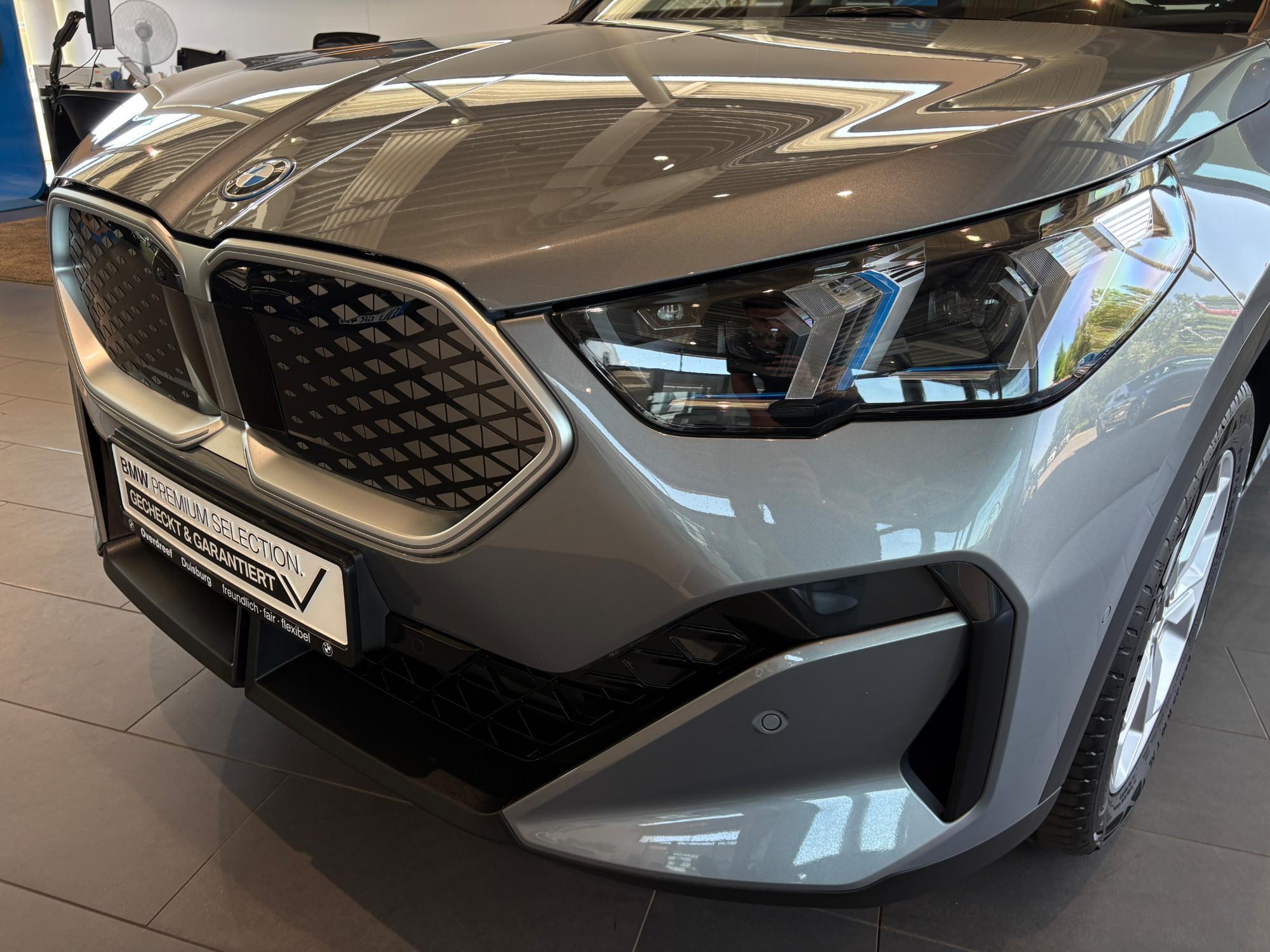BMW iX2 – Bild 38