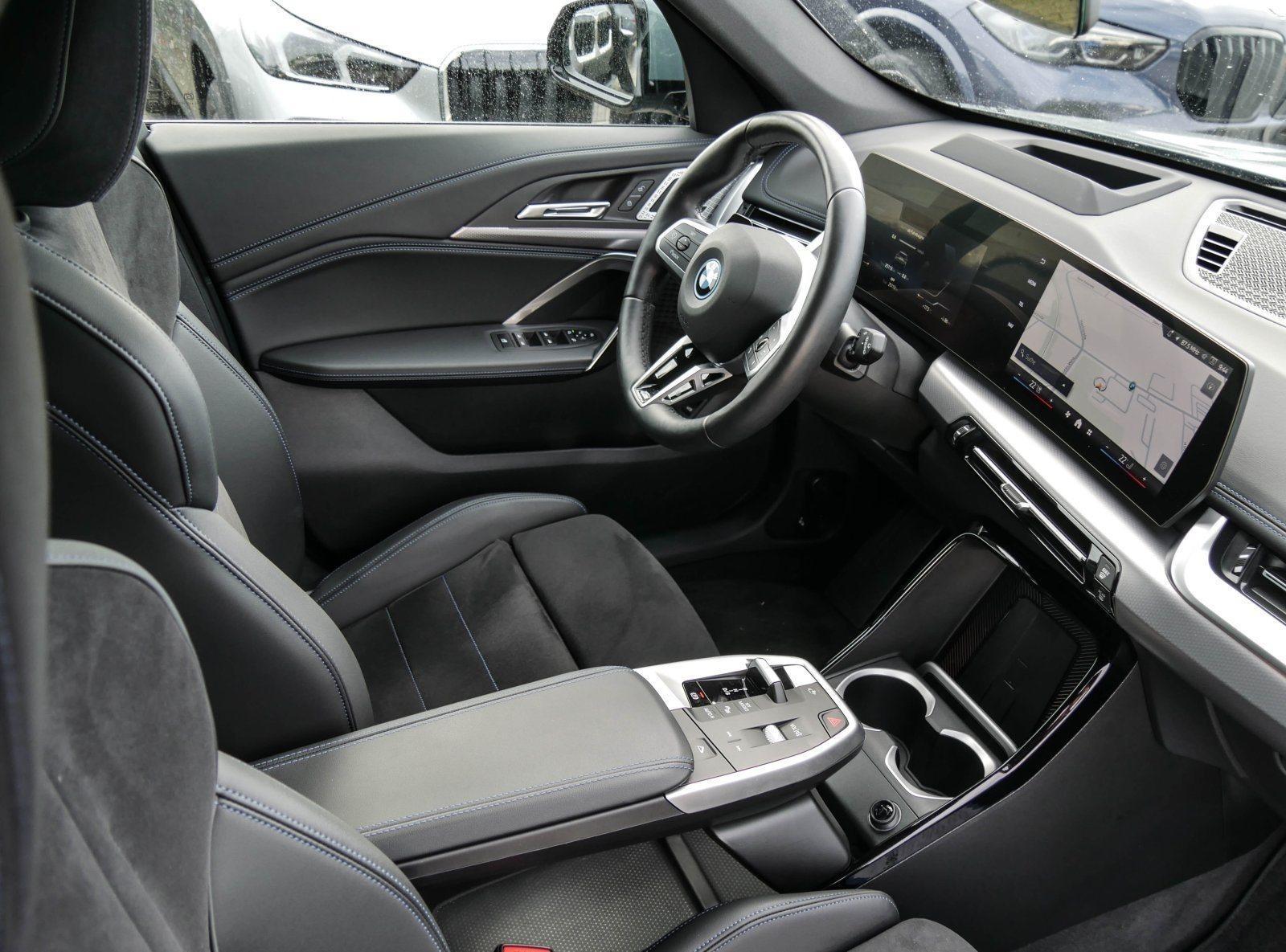 BMW iX1 – Bild 3