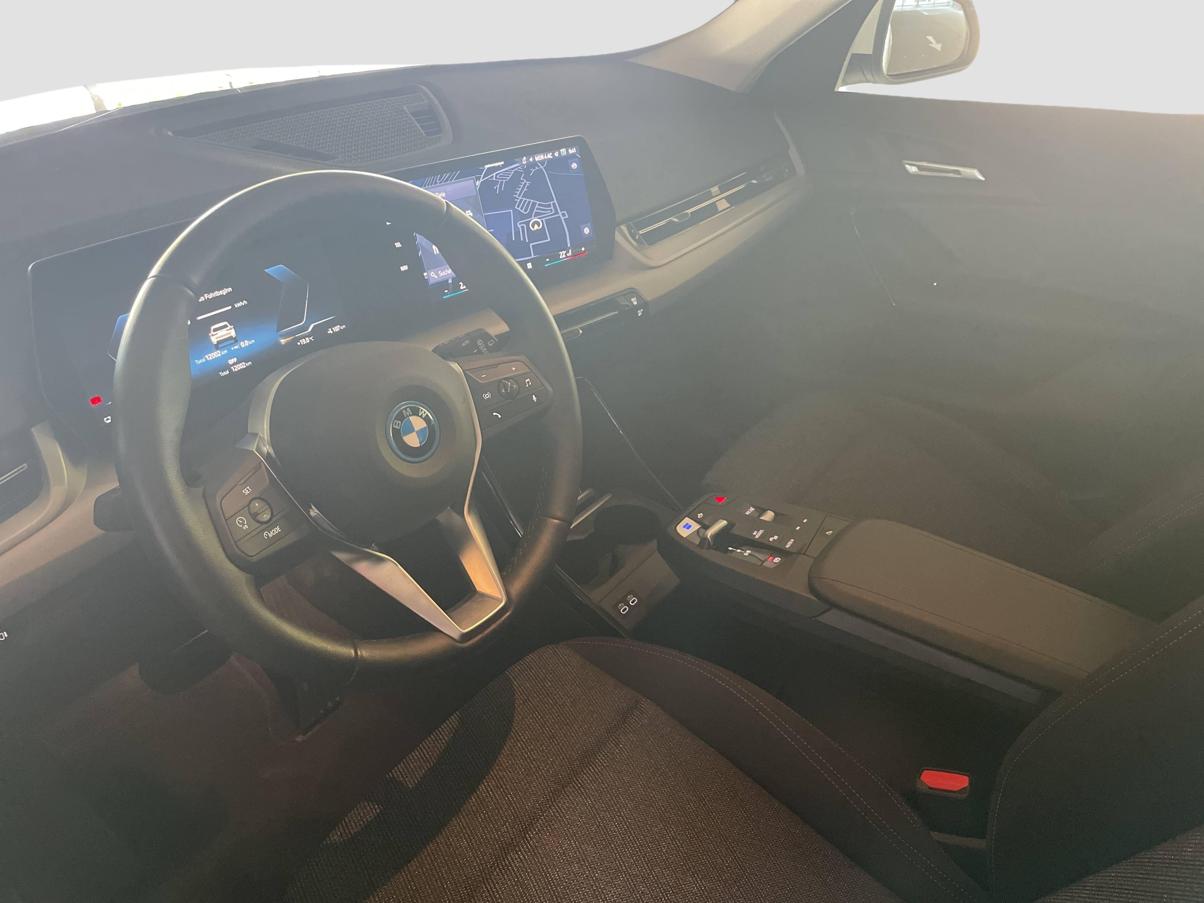 BMW iX1 – Bild 16