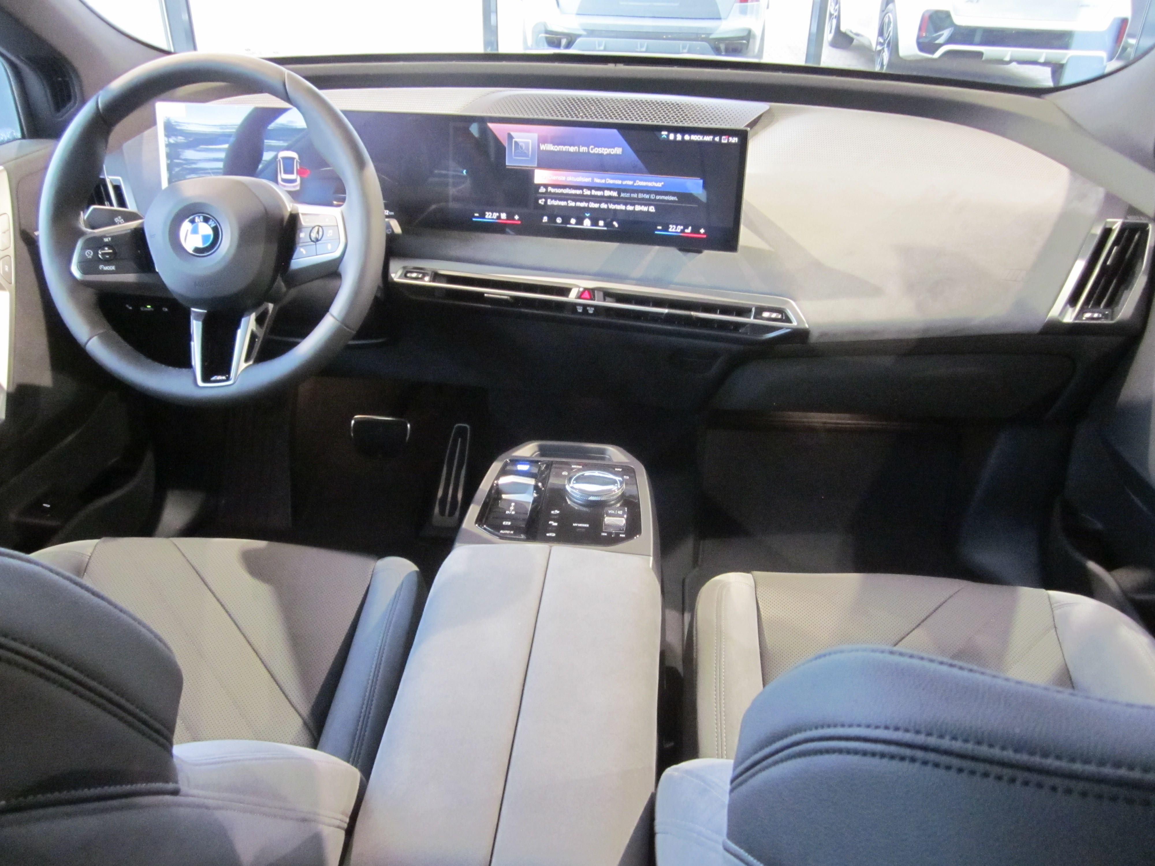 BMW iX – Bild 11