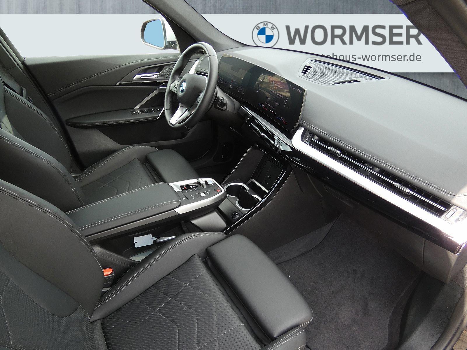 BMW iX1 – Bild 22