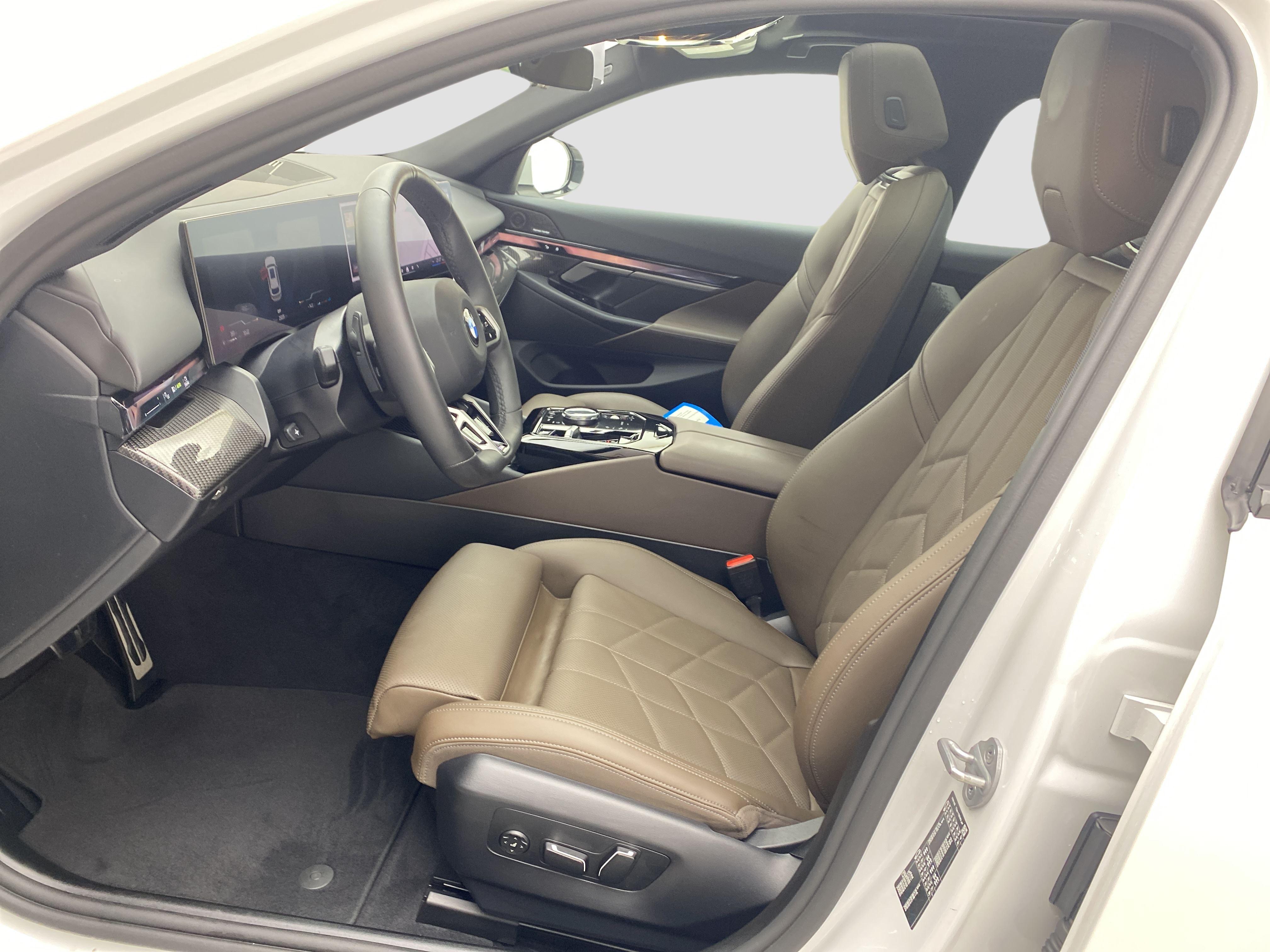BMW 5er Touring – Bild 12