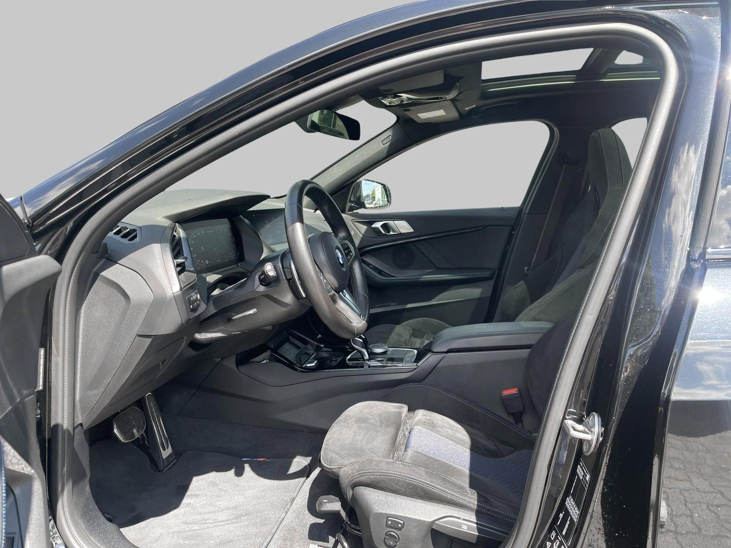 BMW M135I 2022