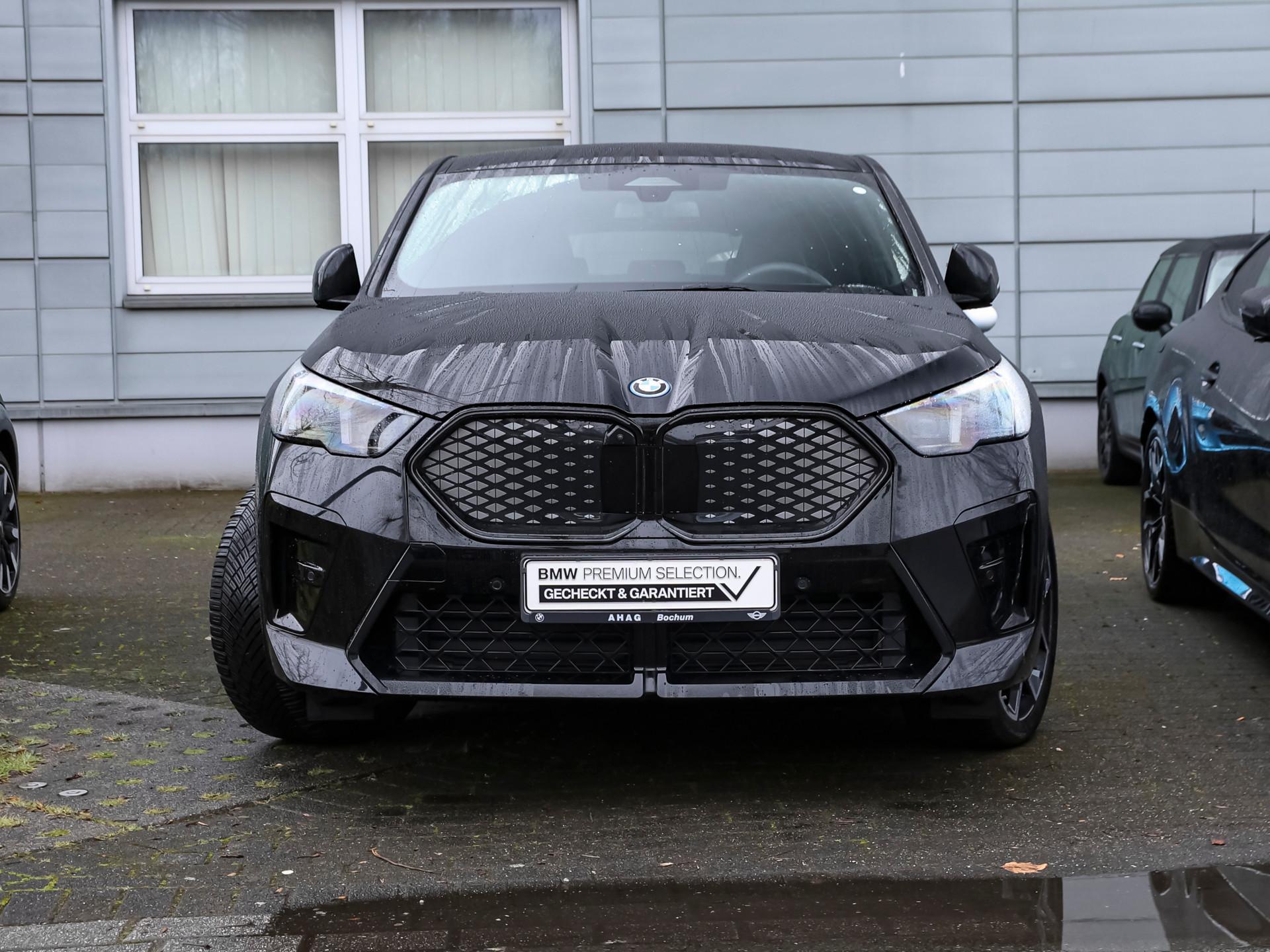 BMW iX2 – Bild 22